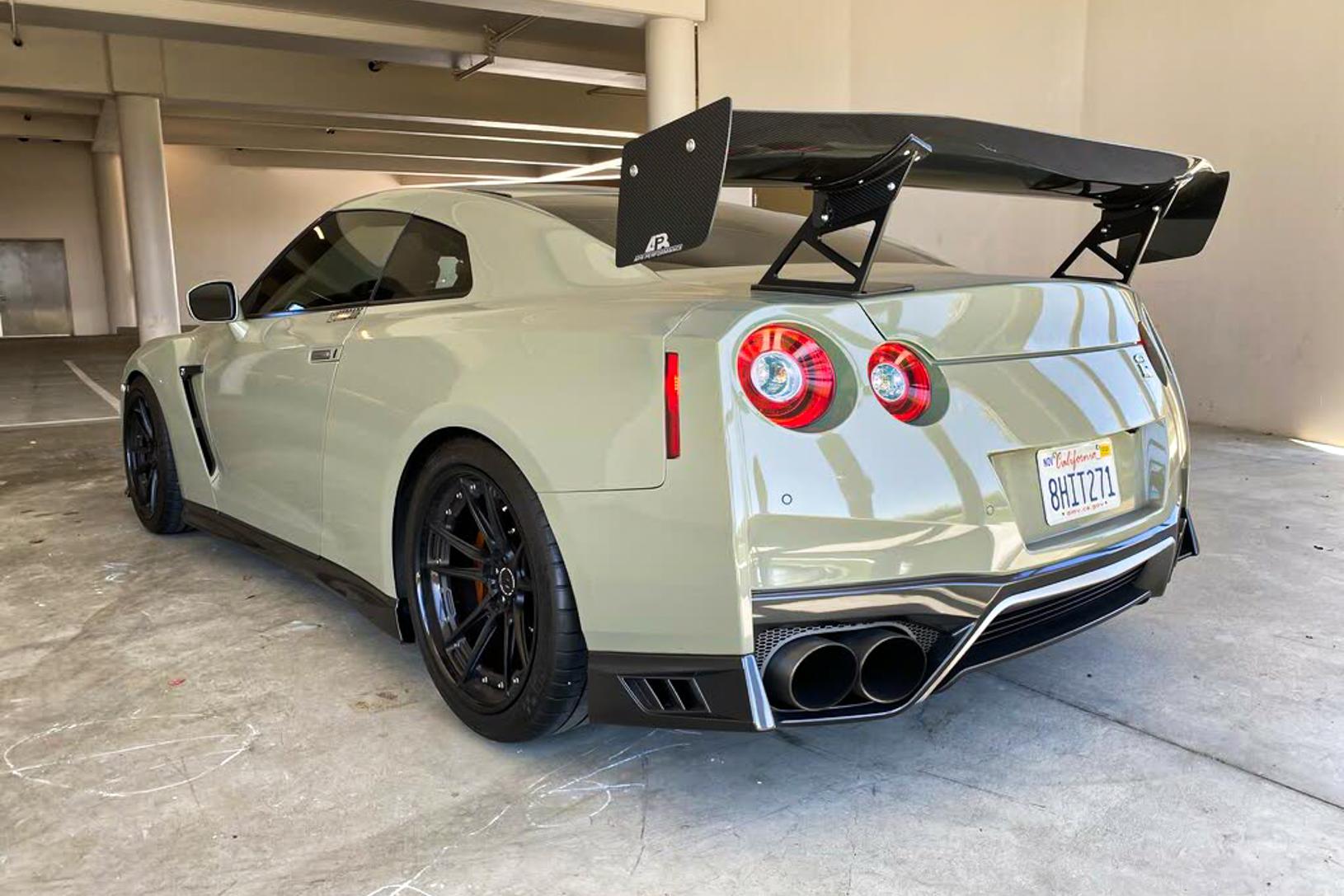 2017 Nissan GT-R