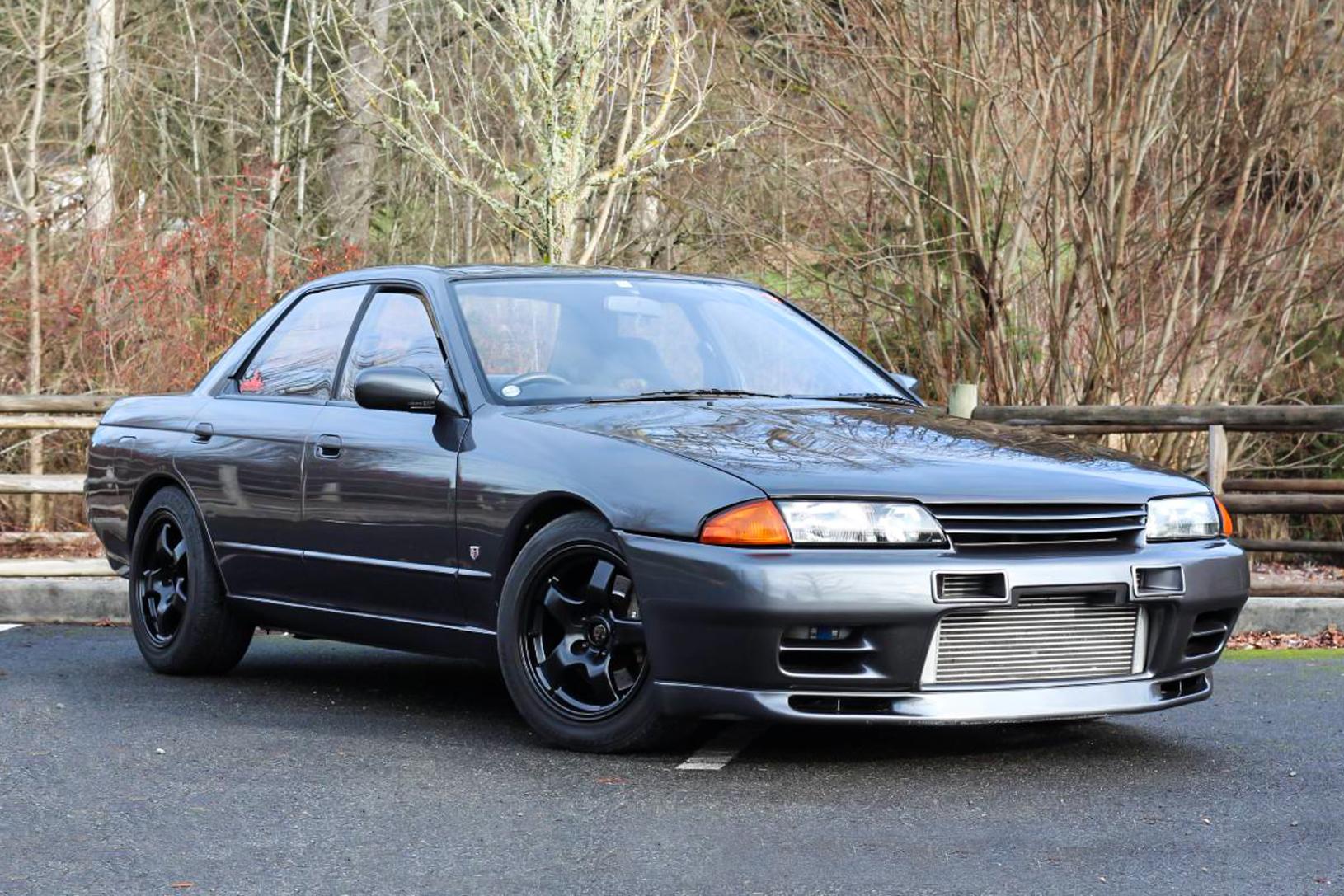 1992 Nissan Skyline GTS-4