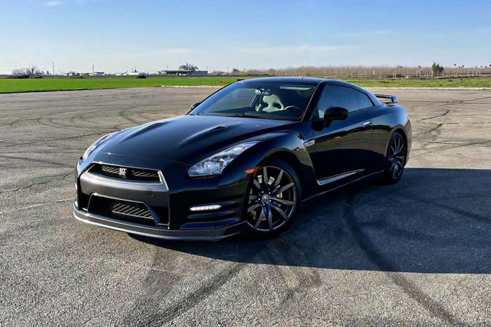 2012 Nissan GT-R