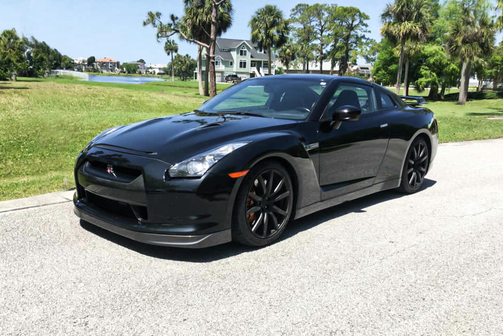 2010 Nissan GT-R