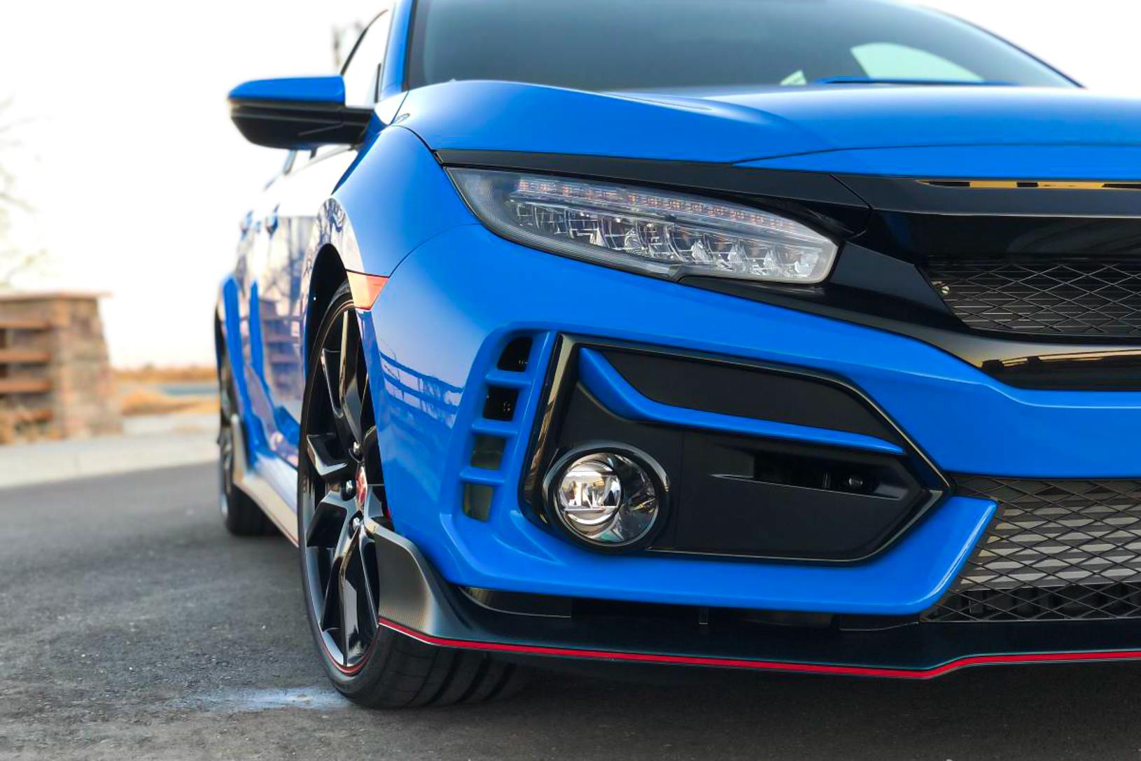 2021-honda-civic-type-r-built-for-backroads