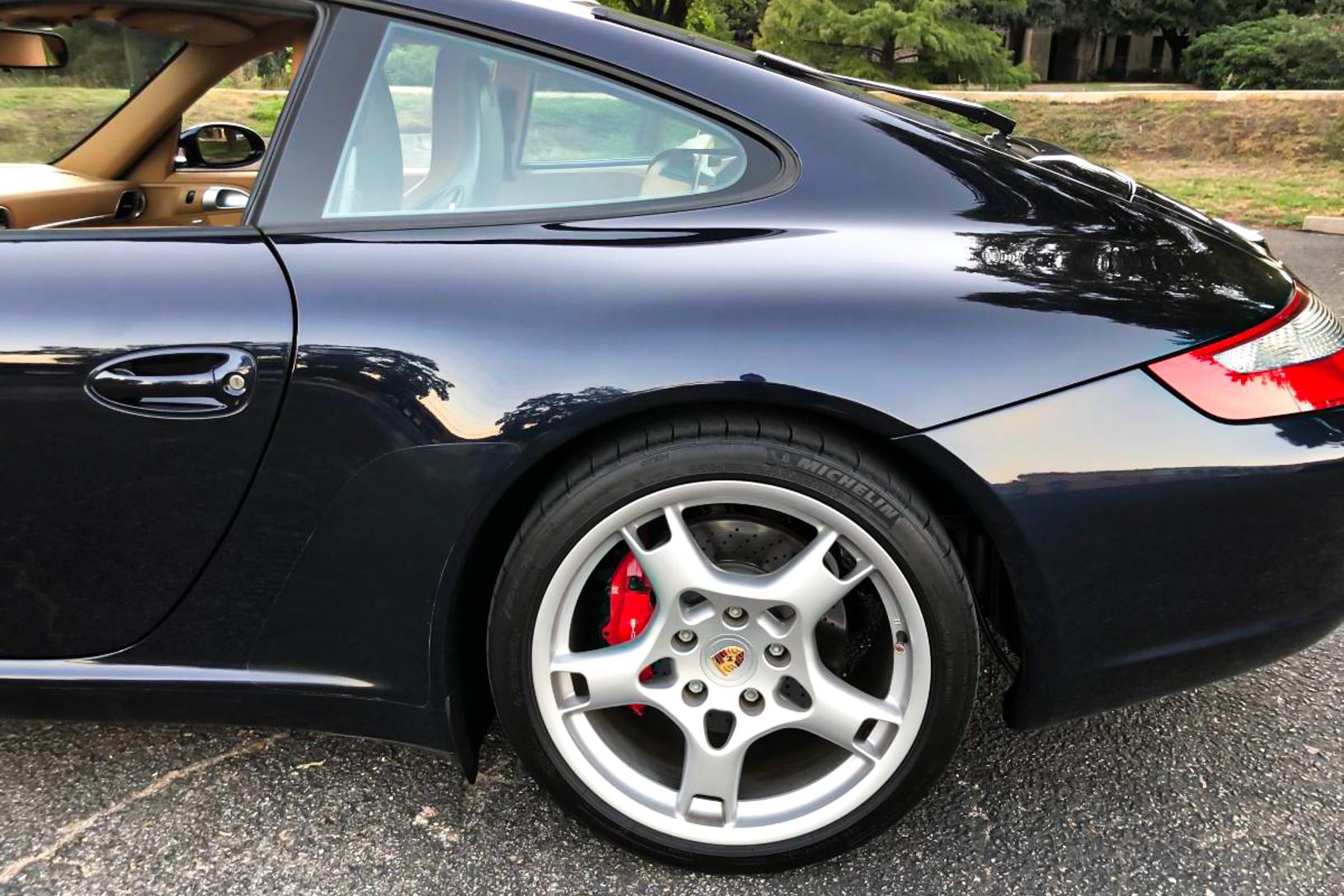 2005 Porsche 911 S