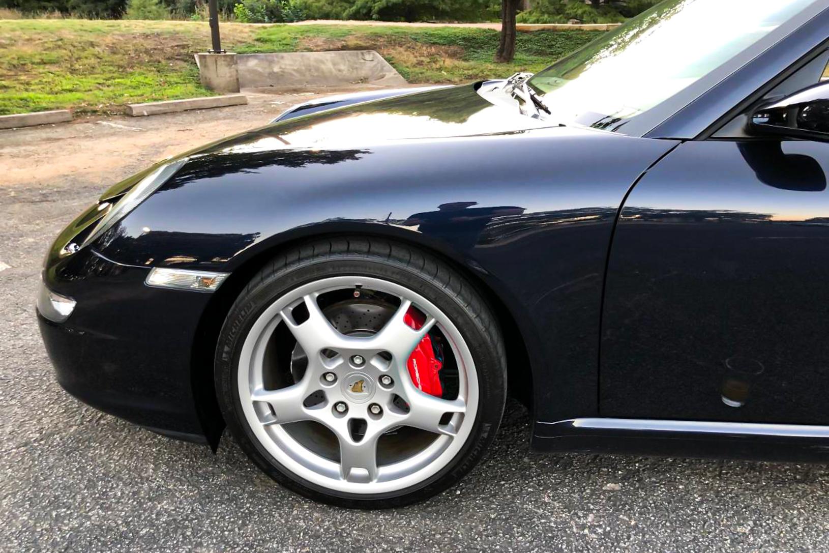 2005 Porsche 911 S