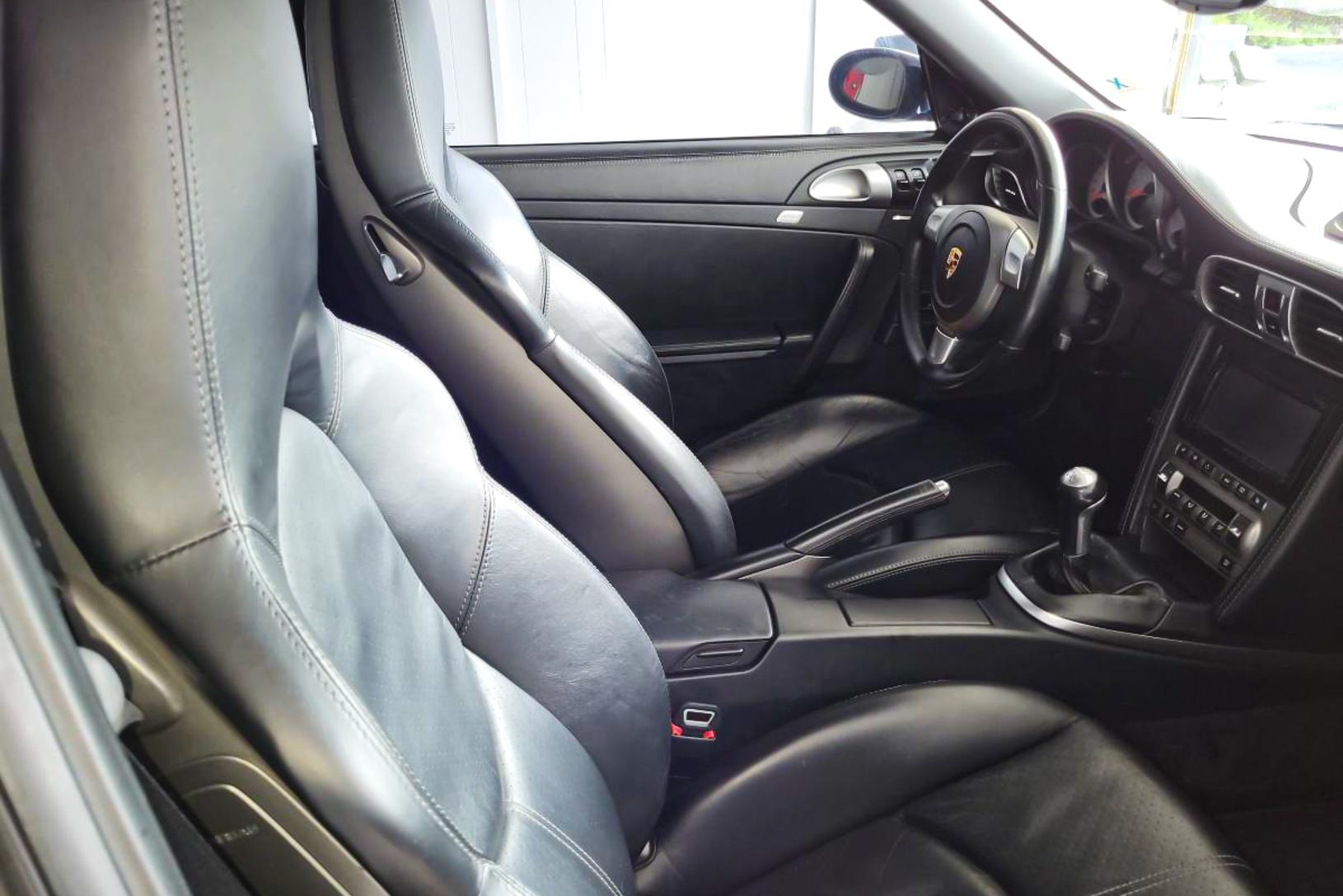 2005 Porsche 911 S