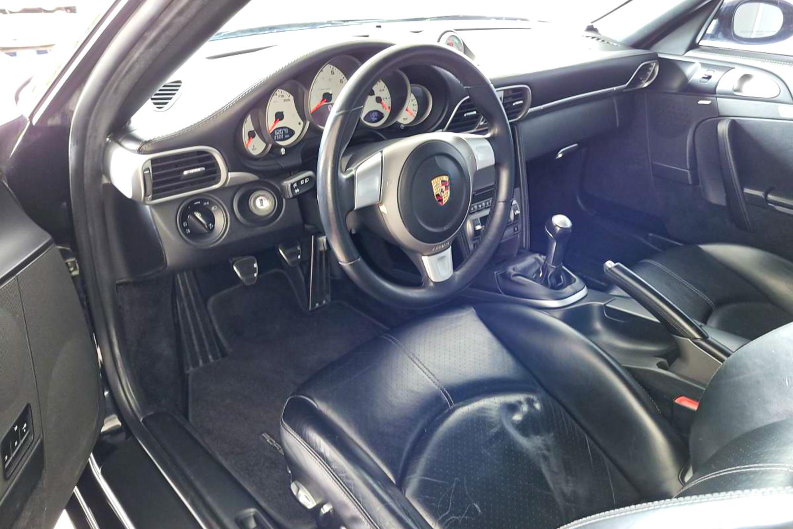 2005 Porsche 911 S