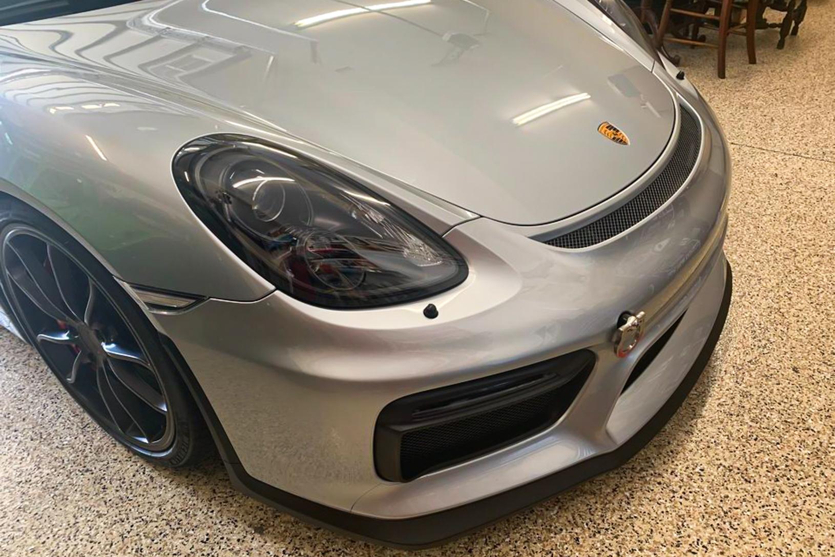 2016 Porsche Cayman GT4