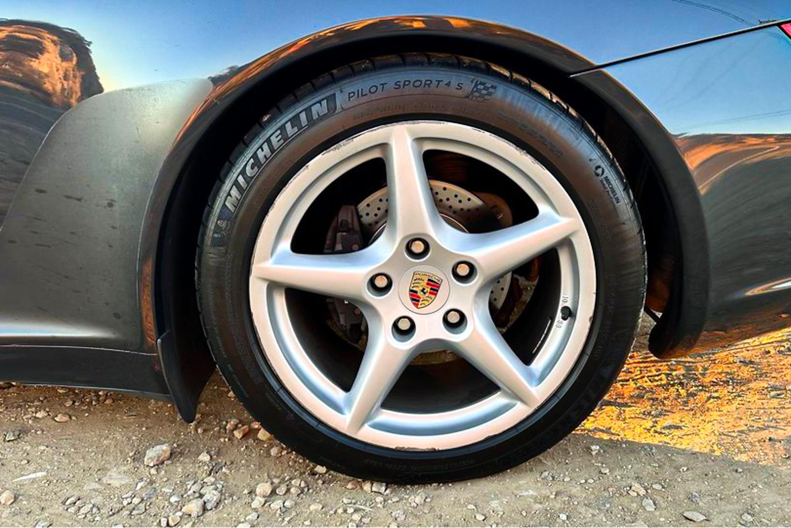 2005 Porsche 911