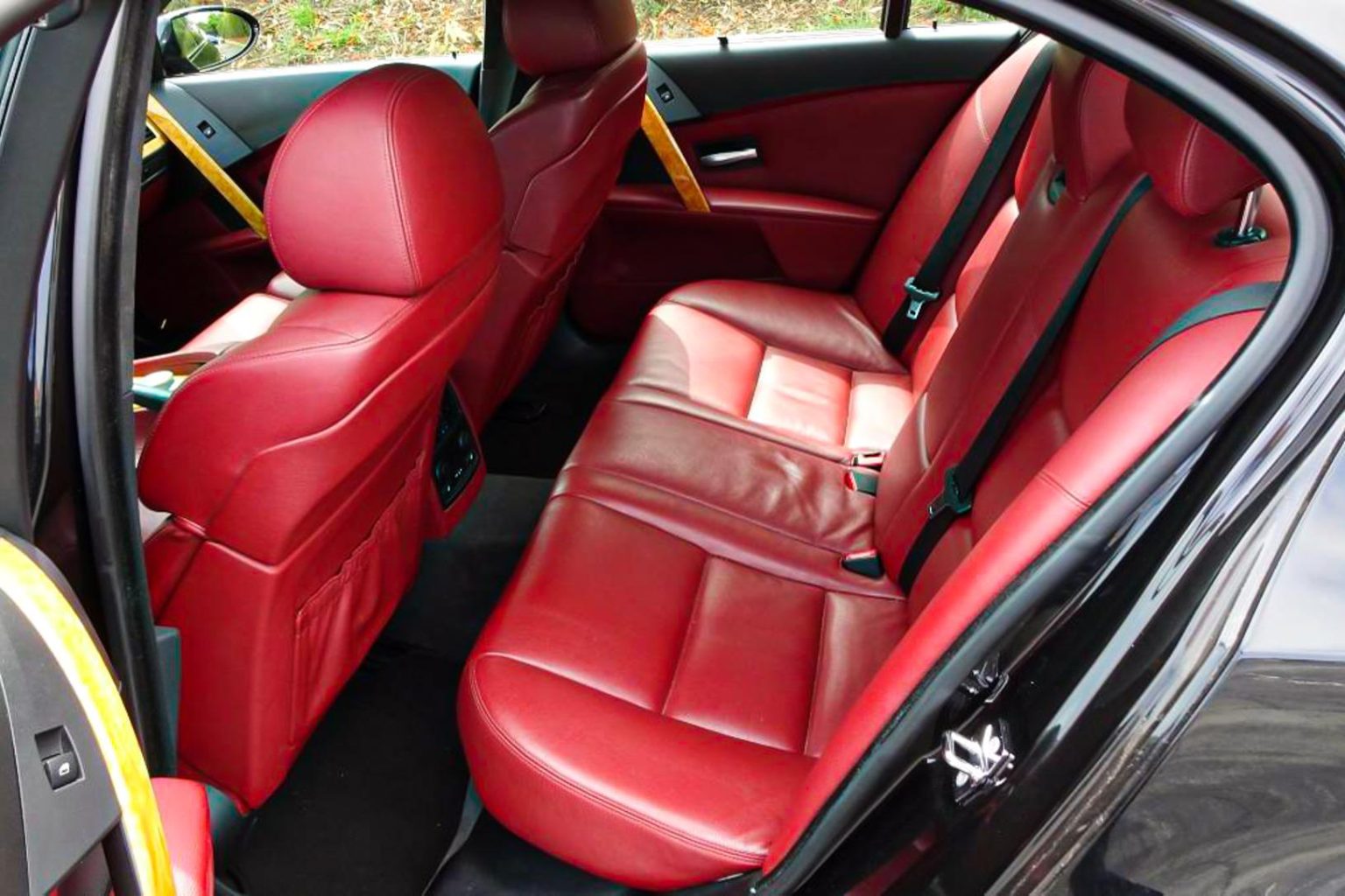 2007-bmw-m5-built-for-backroads
