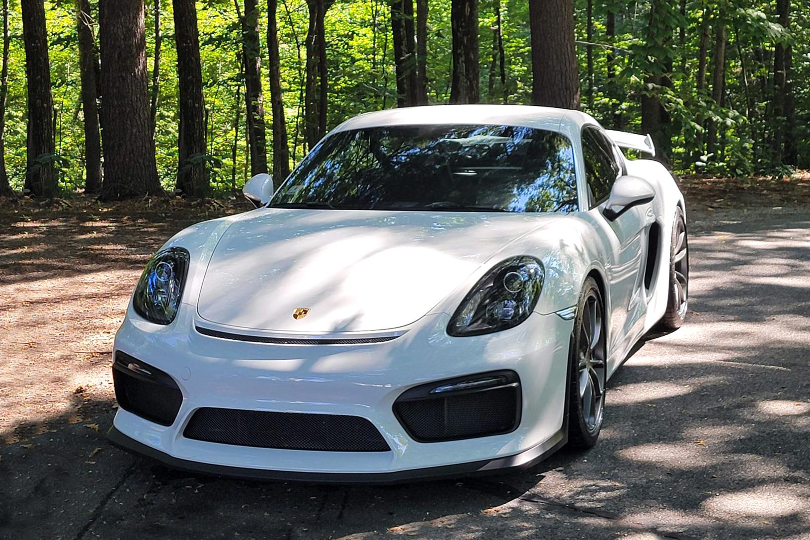 2016 Porsche Cayman GT4
