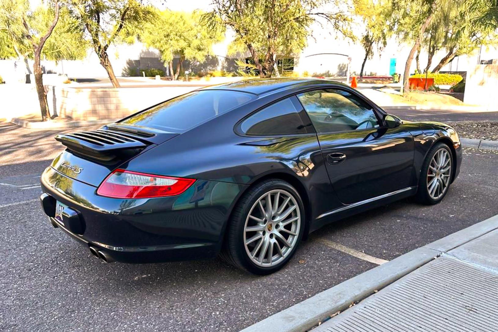 2005 Porsche 911 S