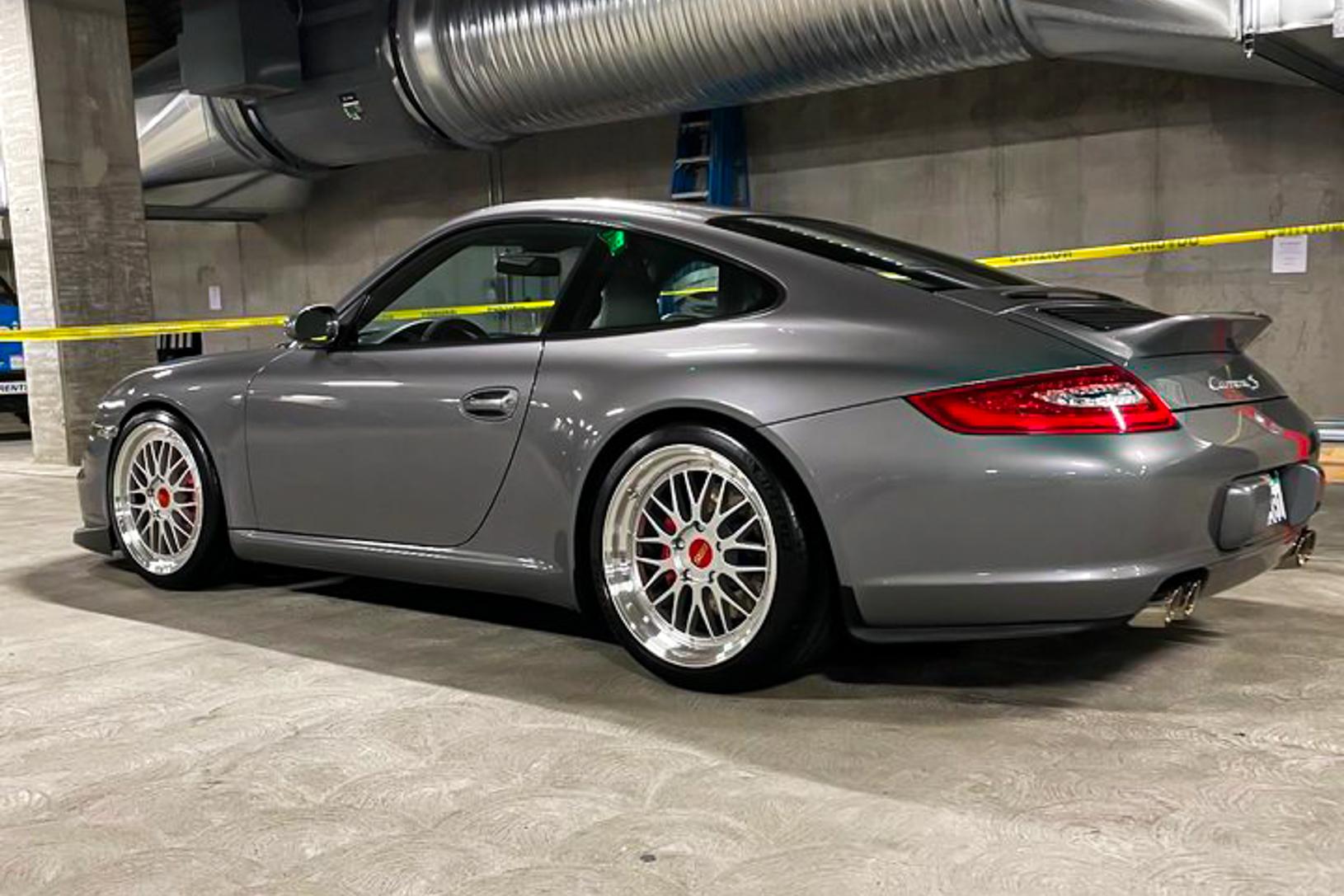 2005 Porsche 911 S