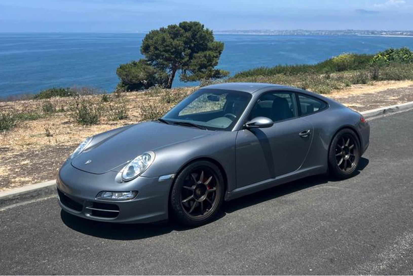 2005 Porsche 911 S