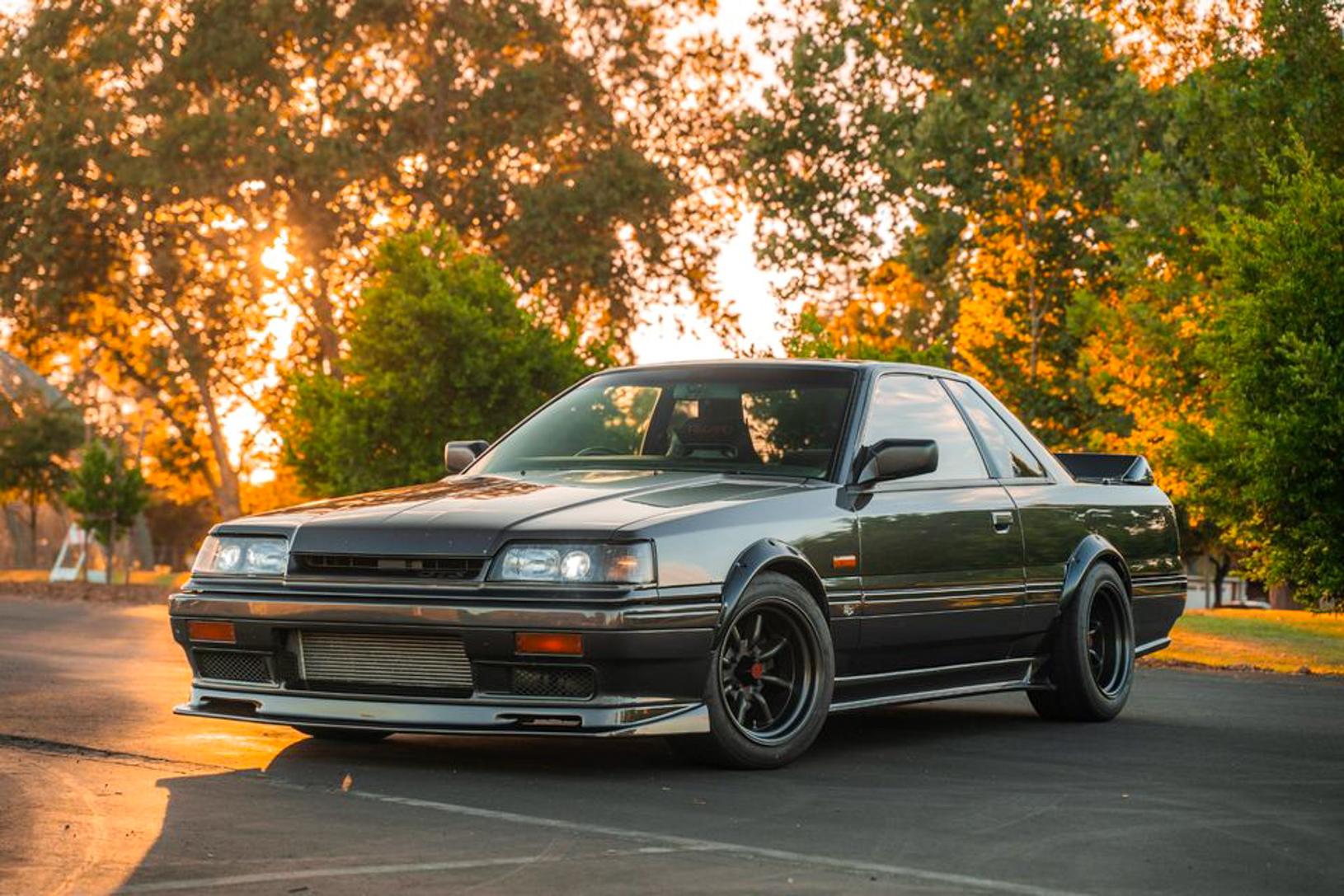 1988 Nissan Skyline GTS-X