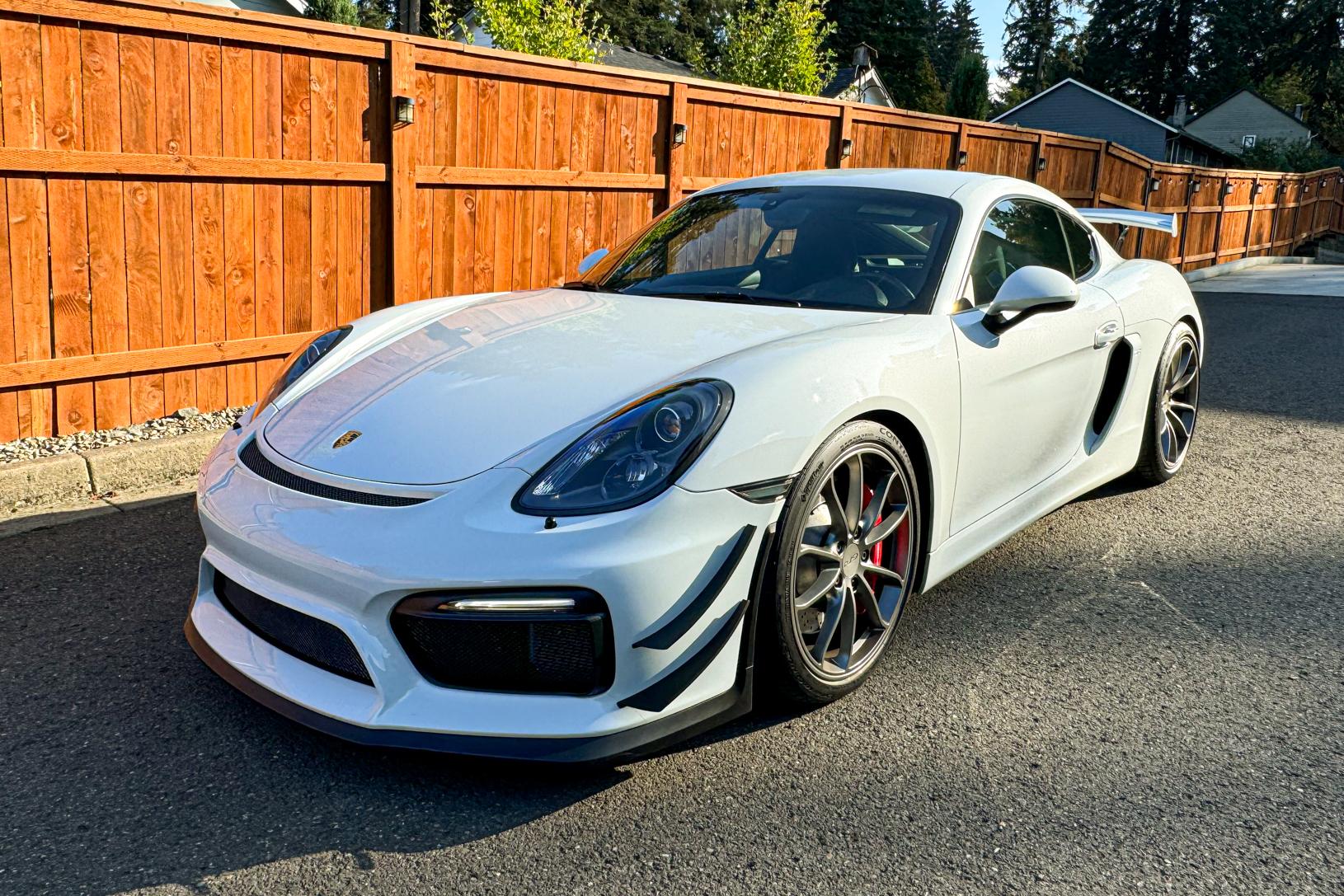 2016 Porsche Cayman GT4