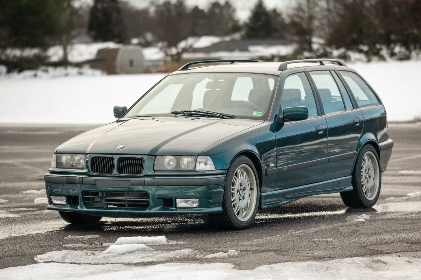 1996 BMW 320i Touring 'S52 Swap'