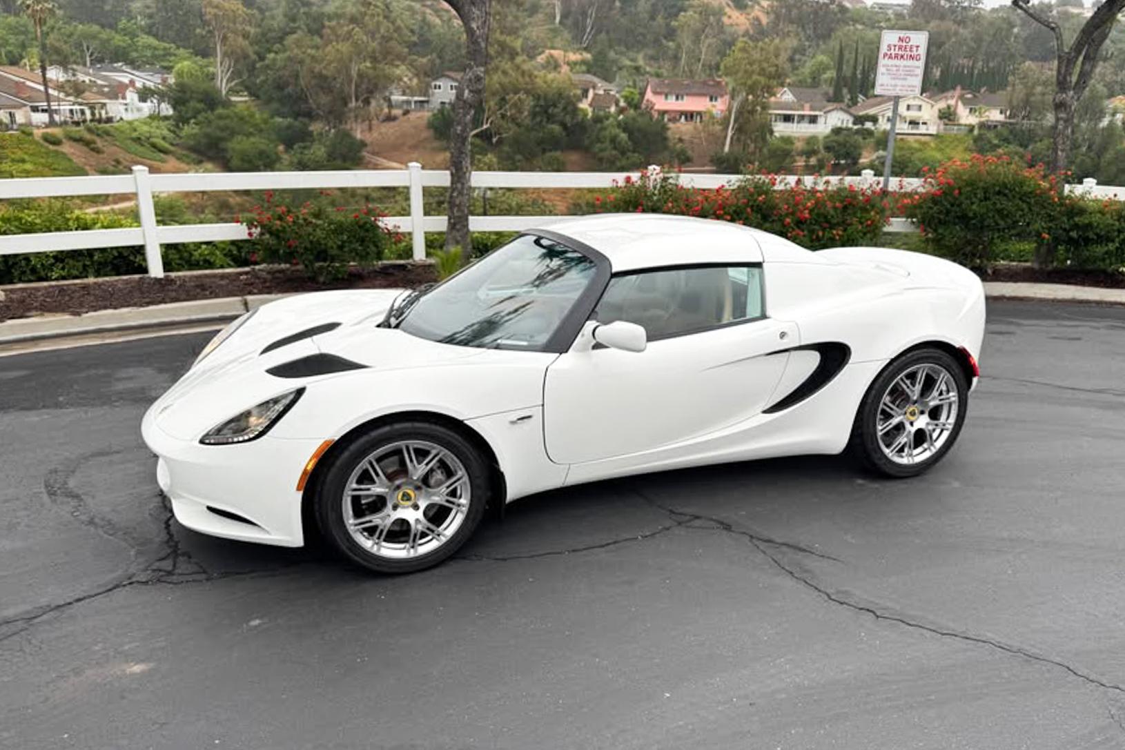 2011 Lotus Elise R