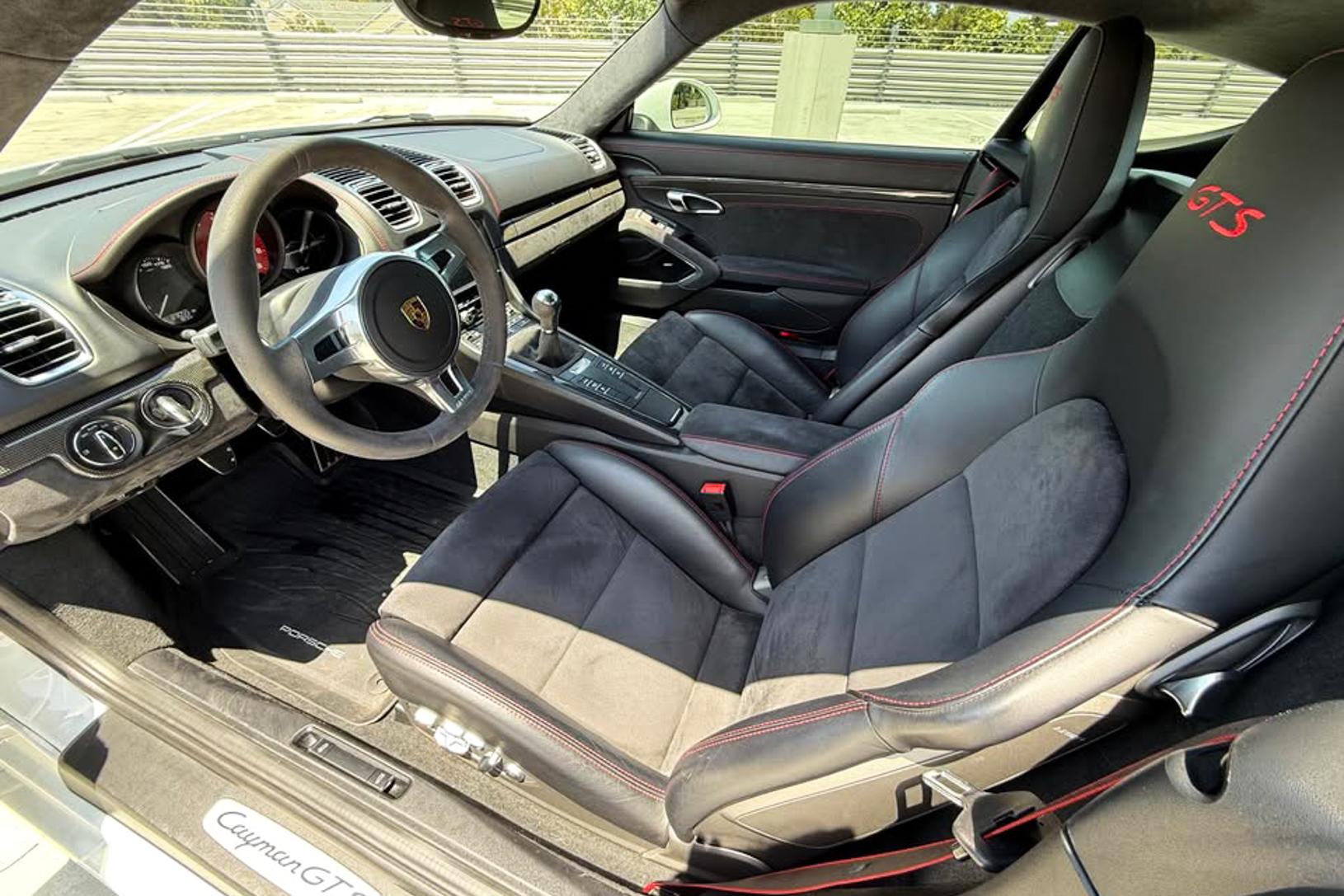 2016 Porsche Cayman GTS