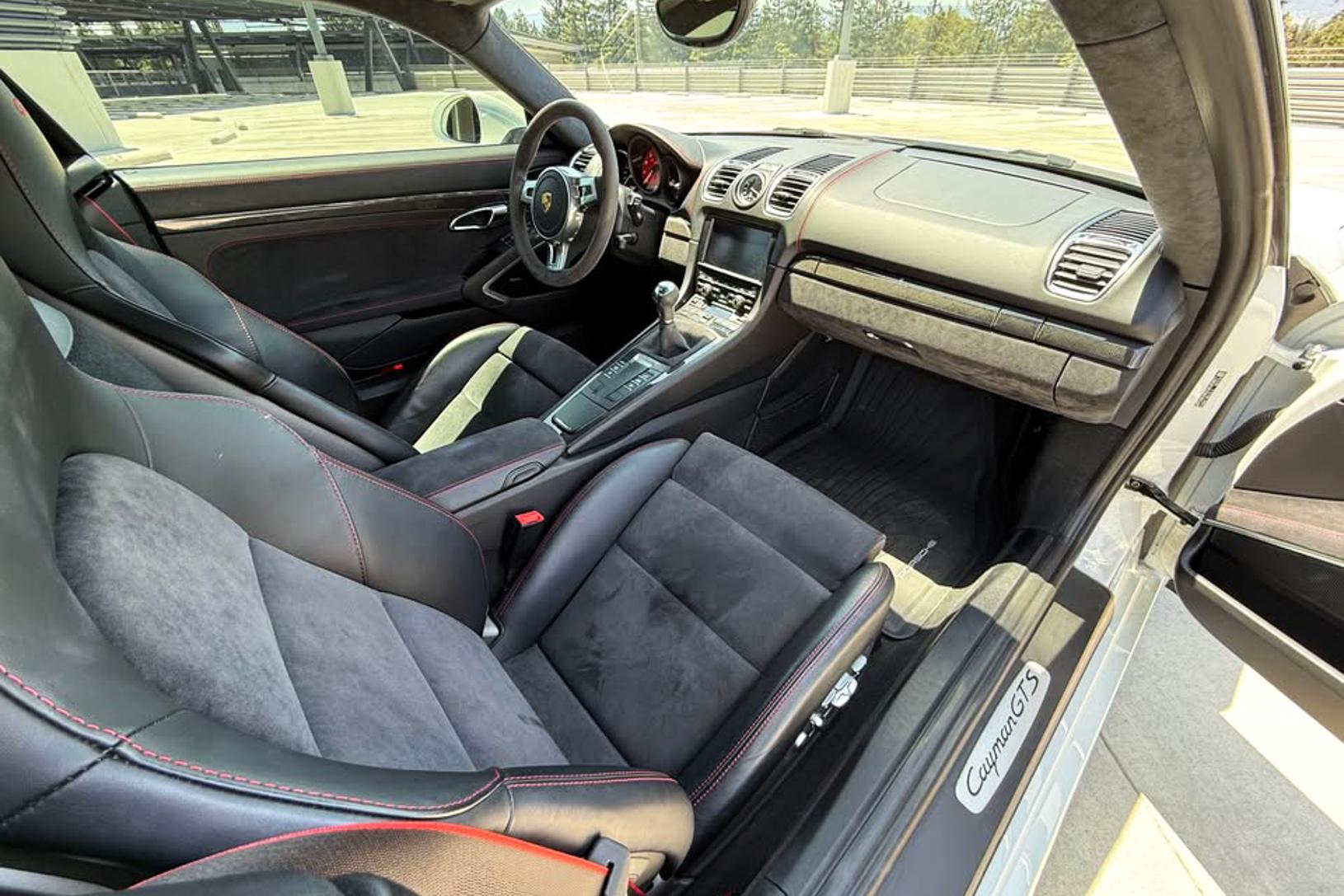 2016 Porsche Cayman GTS