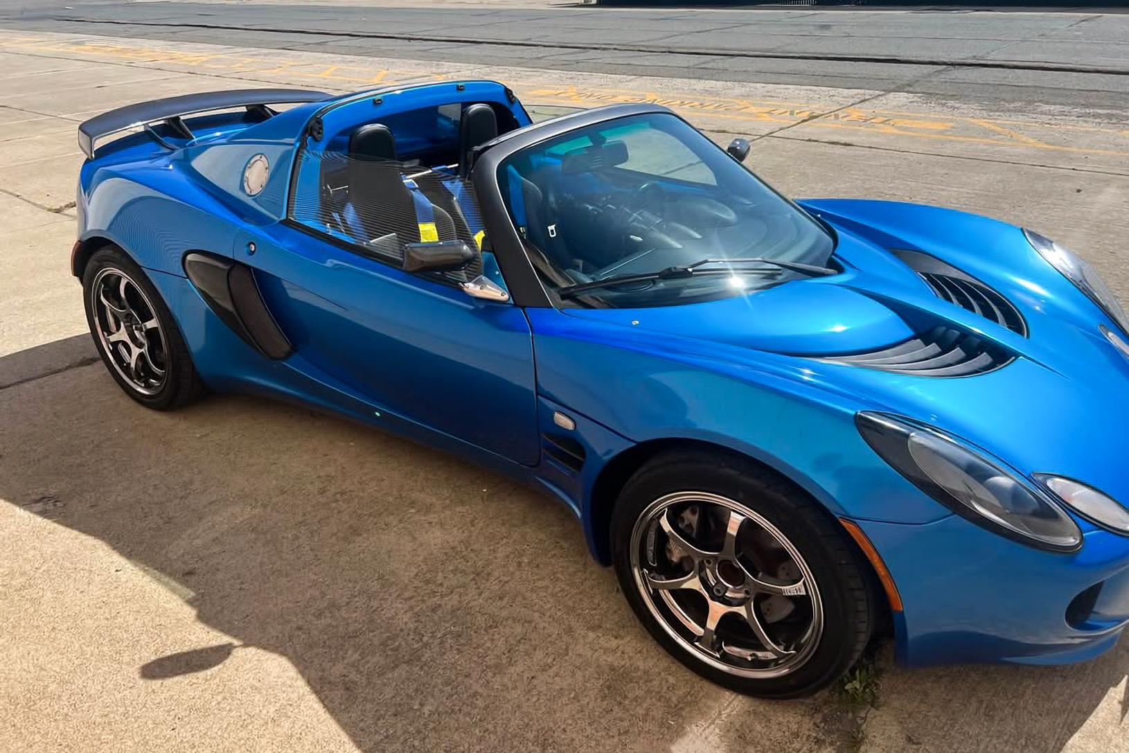 2005 Lotus Elise