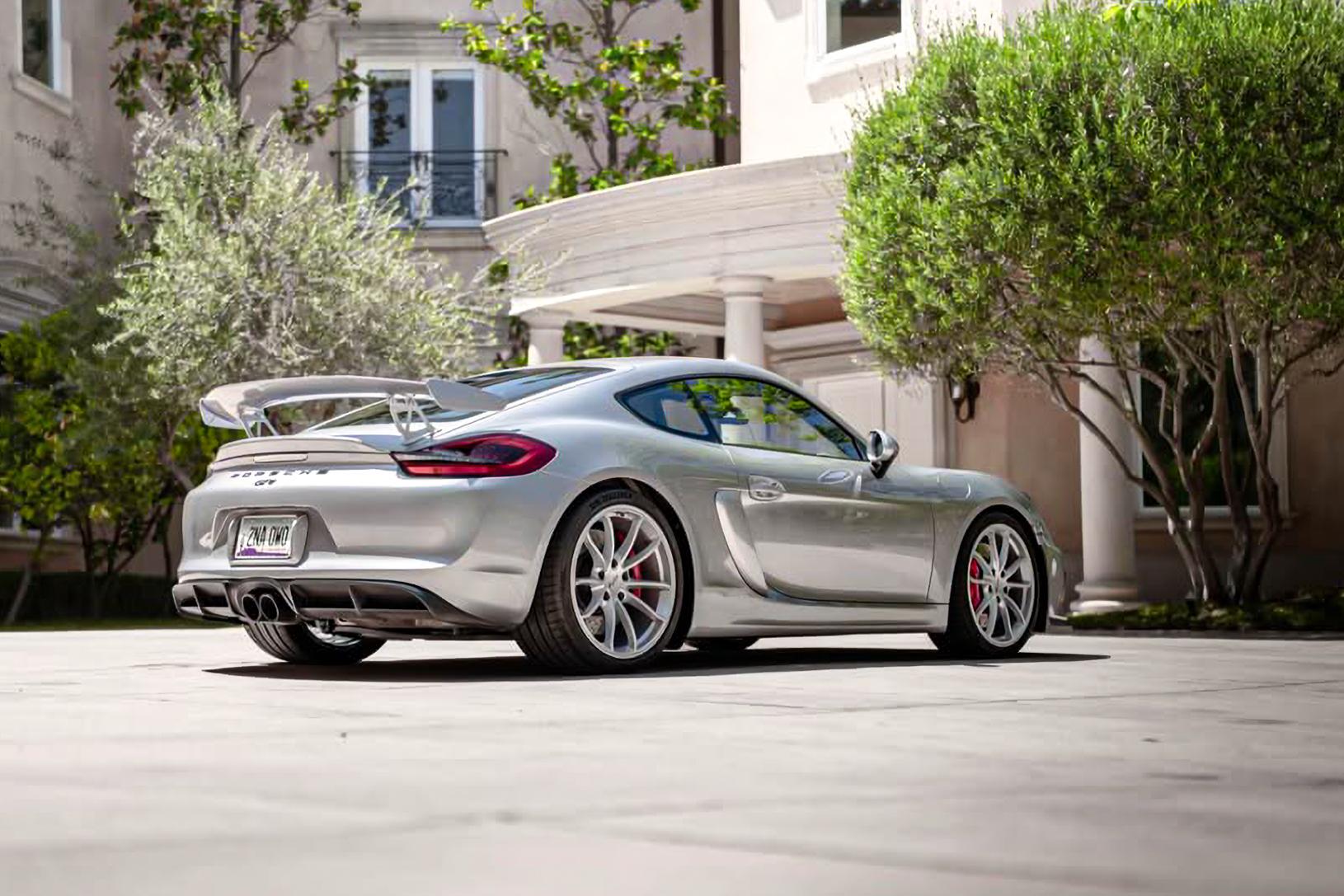 2016 Porsche Cayman GT4