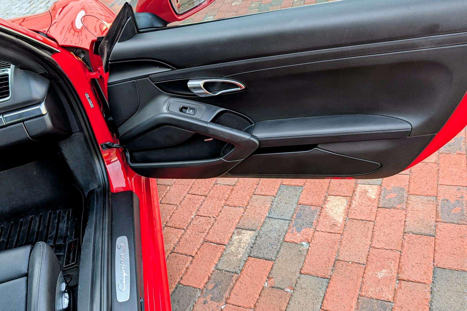 2014 Porsche Cayman S