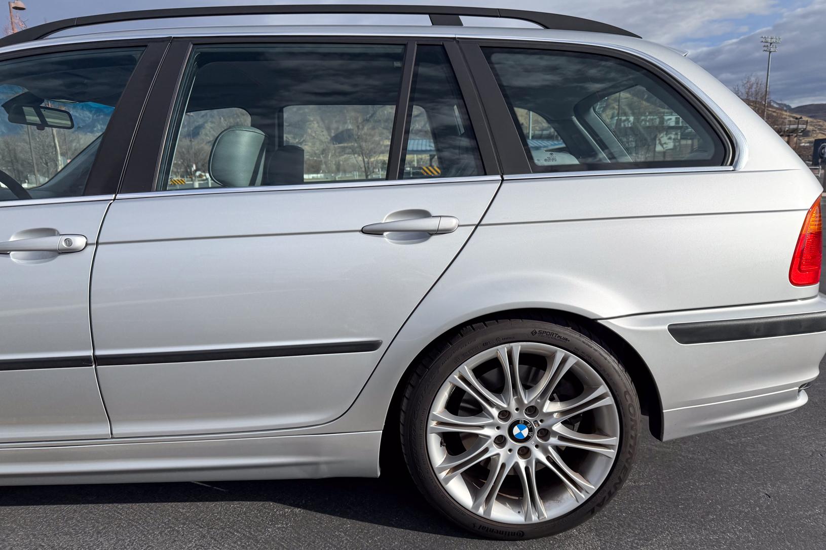 2003 BMW 325Xi Touring 'ZHP Swap'