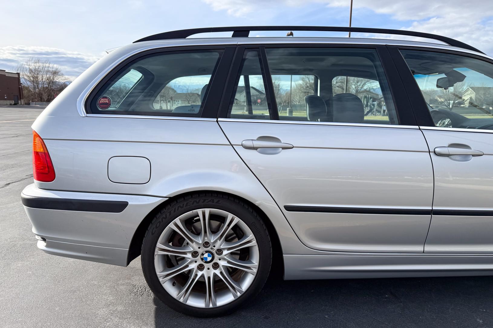 2003 BMW 325Xi Touring 'ZHP Swap'