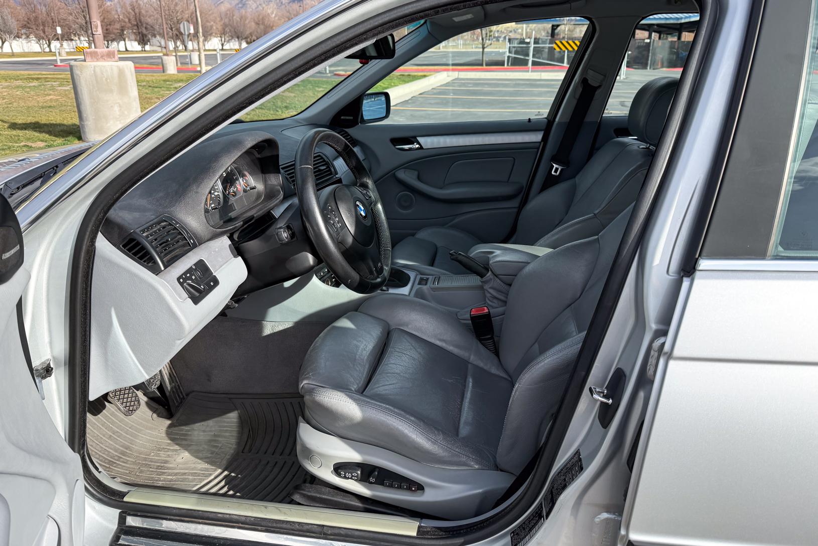 2003 BMW 325Xi Touring 'ZHP Swap'