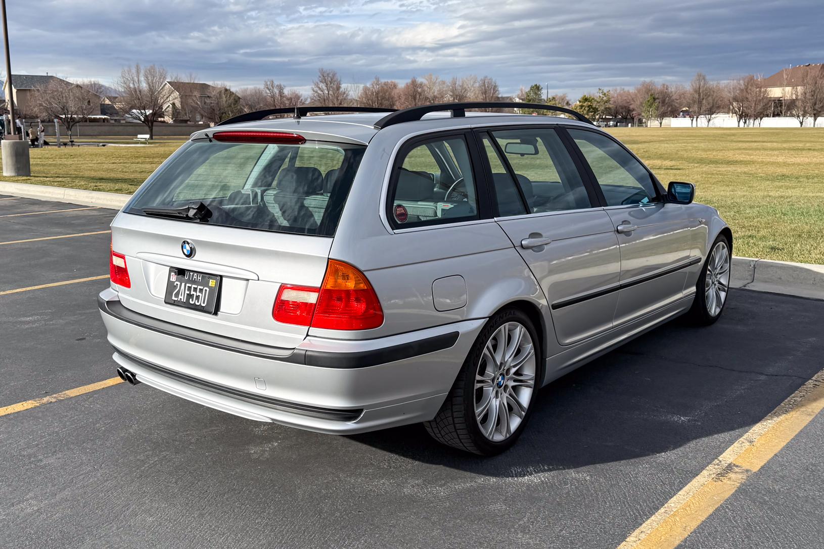 2003 BMW 325Xi Touring 'ZHP Swap'