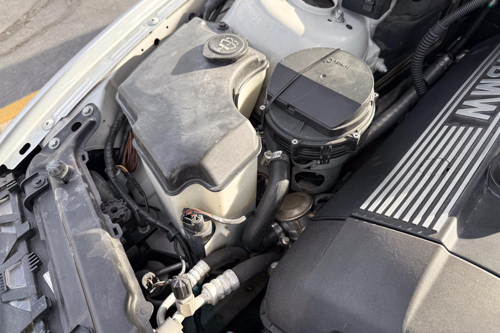 2003 BMW 325Xi Touring 'ZHP Swap'