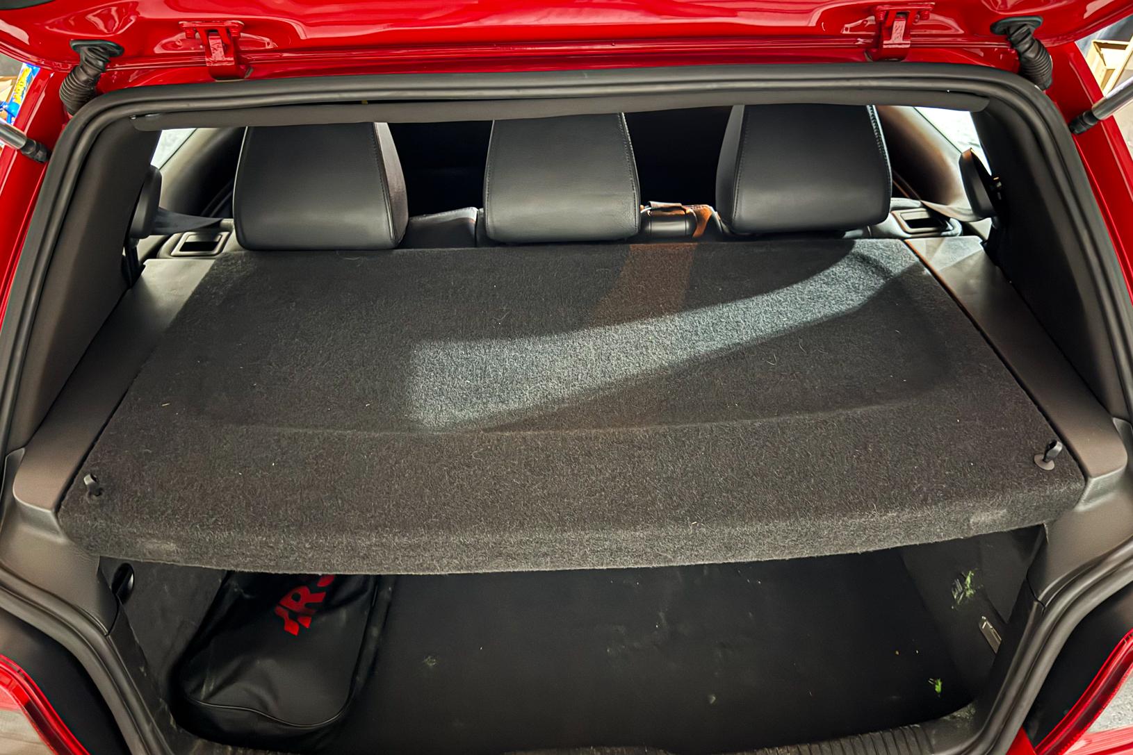 2004 VW Golf R32 'Turbo'