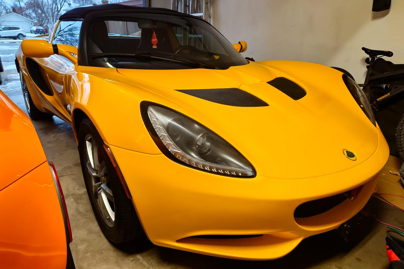 2011 Lotus Elise R