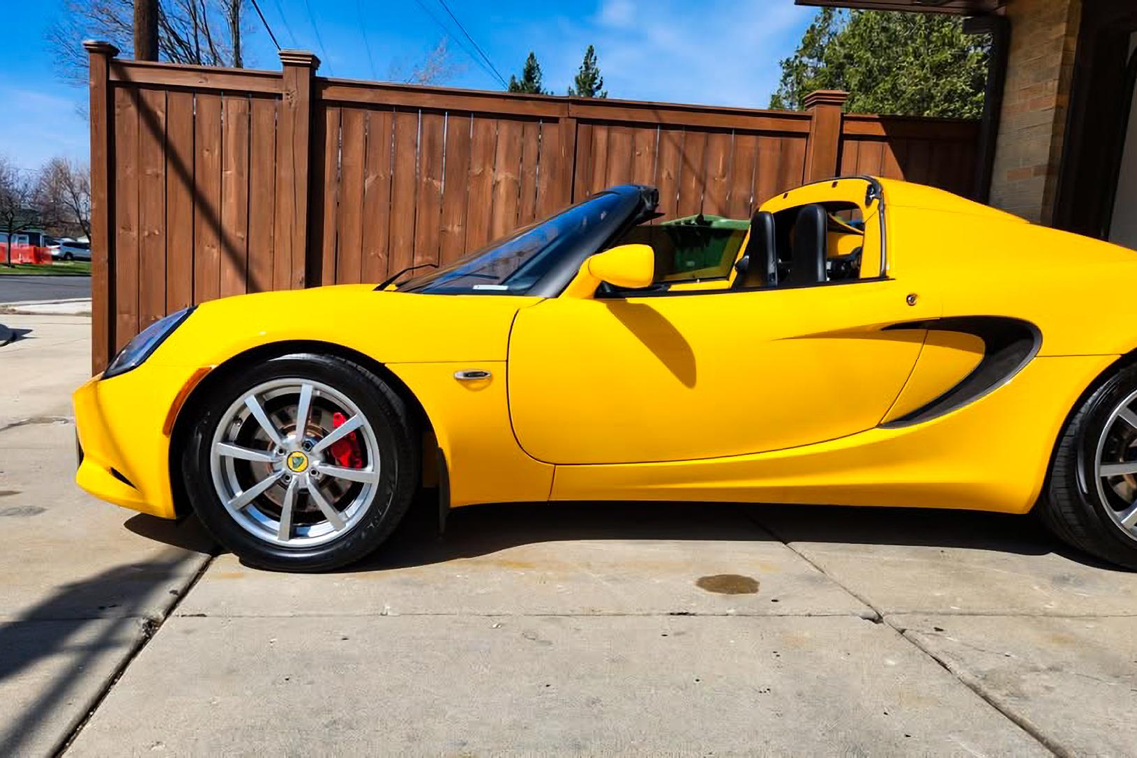2011 Lotus Elise R