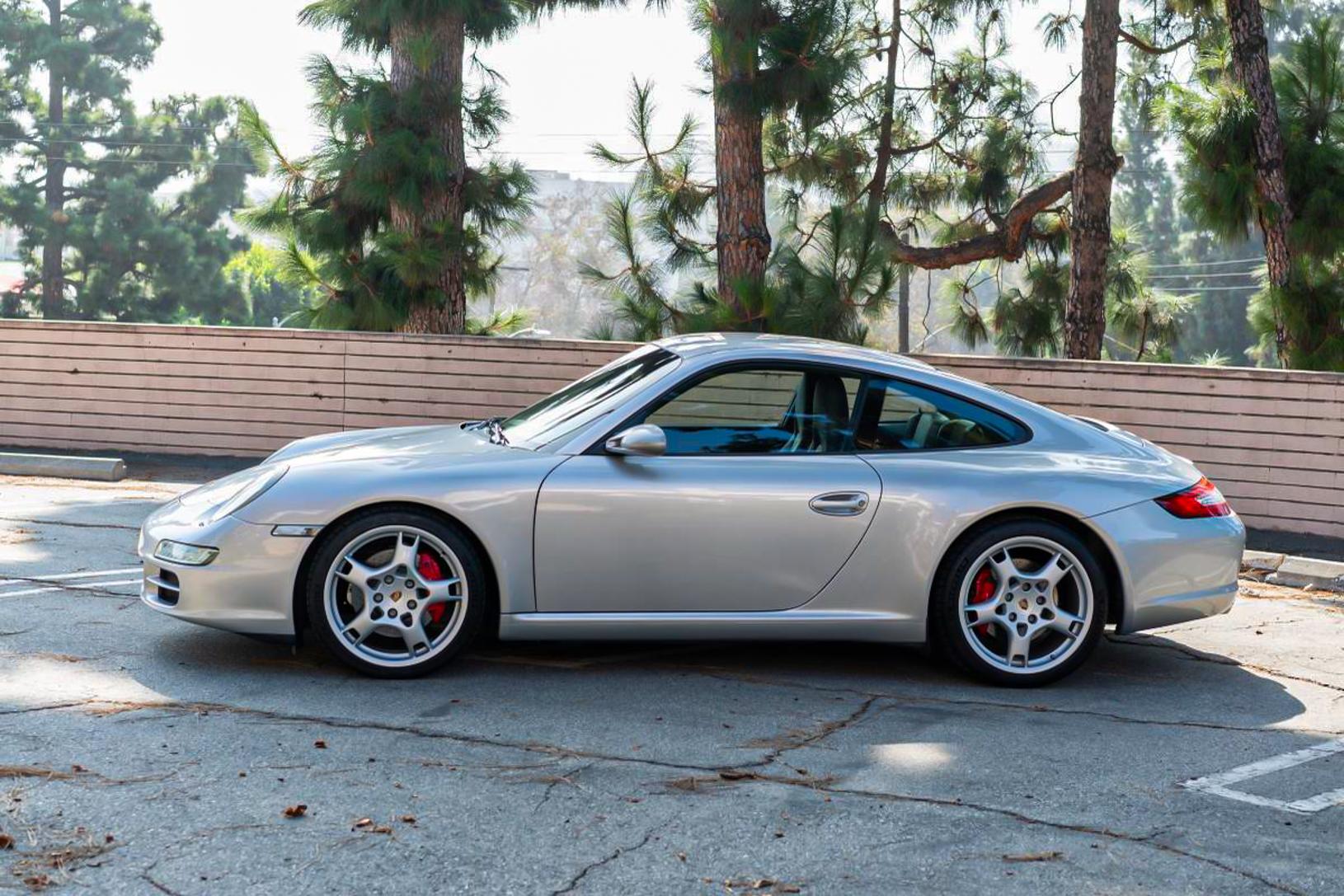 2005 Porsche 911 S