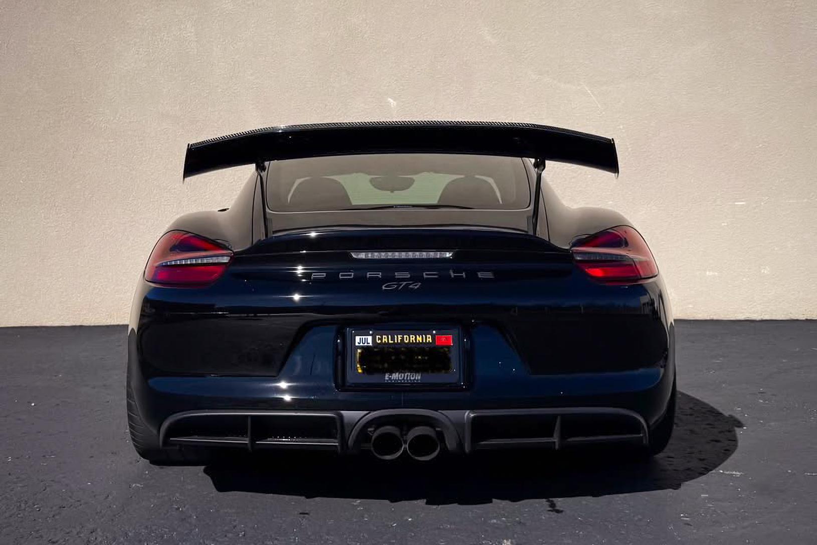 2016 Porsche Cayman GT4