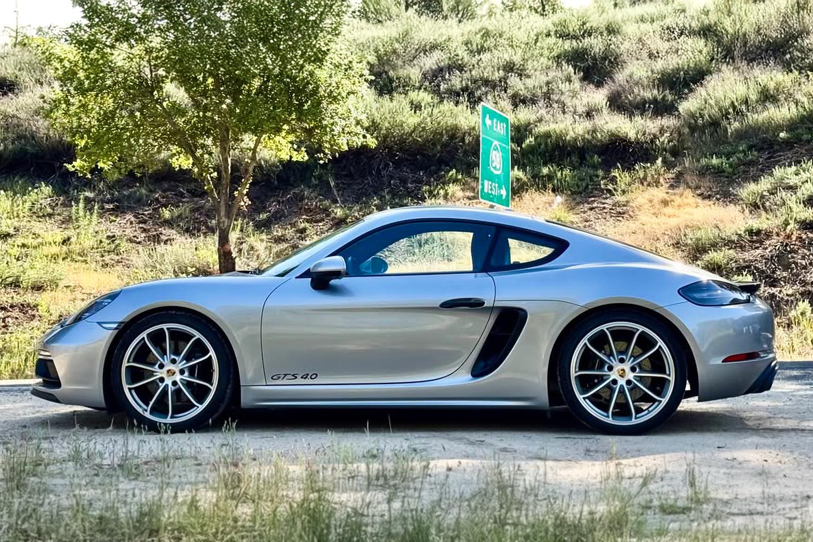 2023 Porsche Cayman GTS 4.0