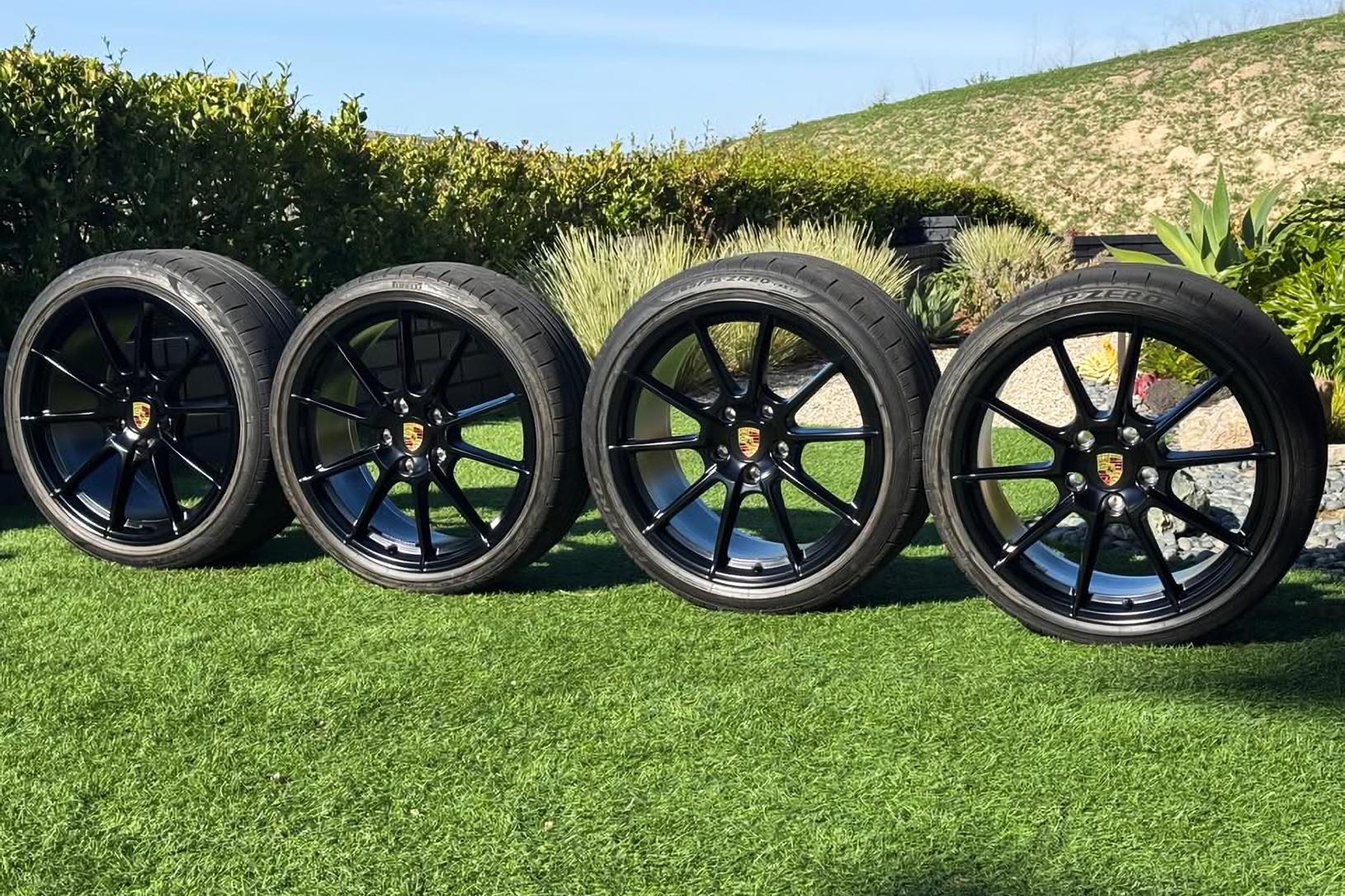 2023 Porsche Cayman GTS 4.0