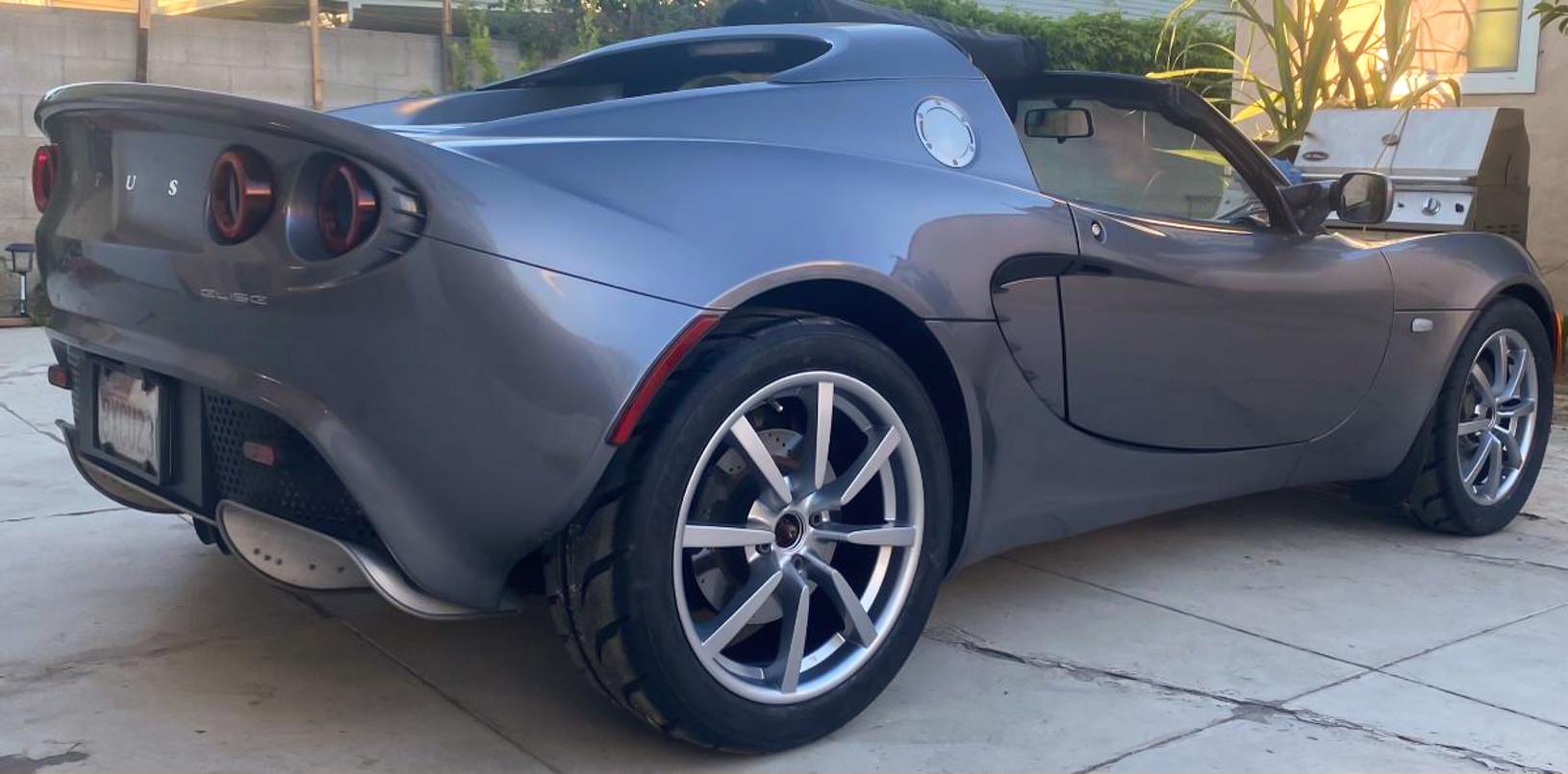 2005 Lotus Elise