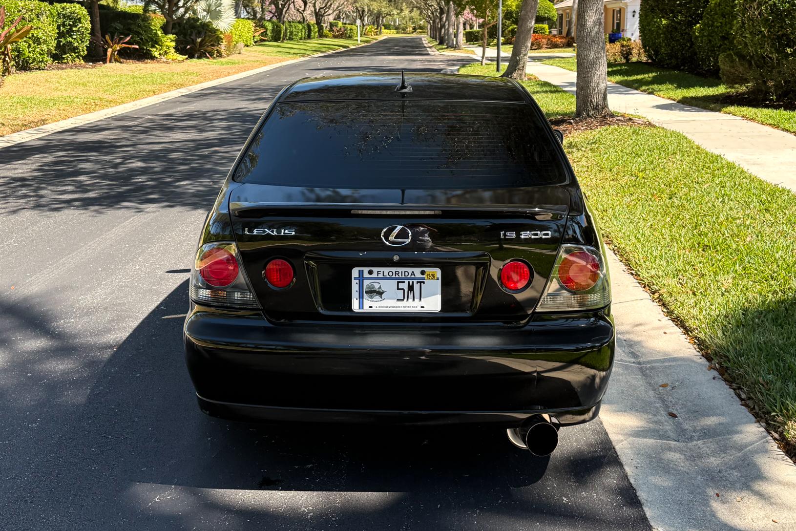 2003 Lexus IS300