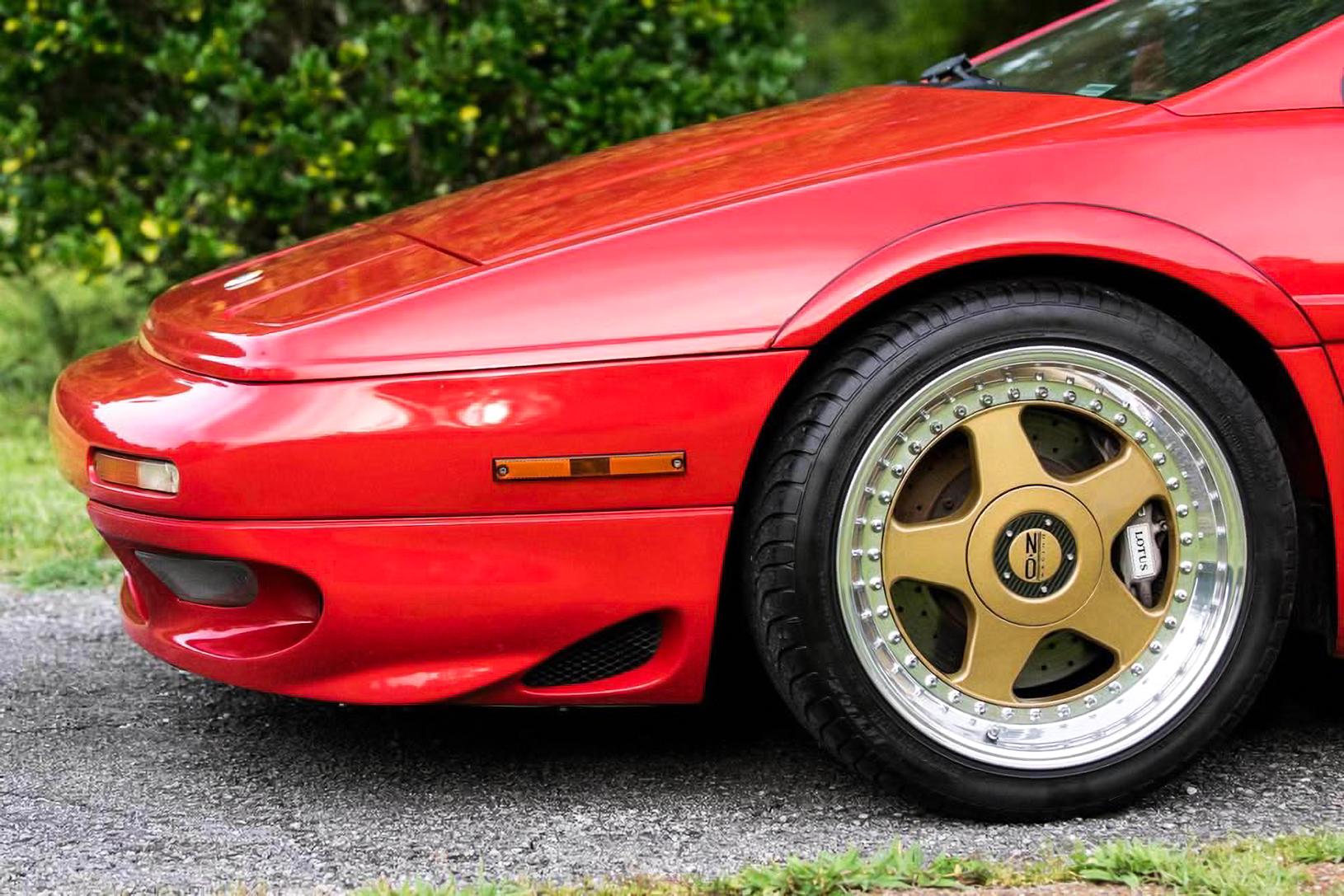 2000 Lotus Esprit V8