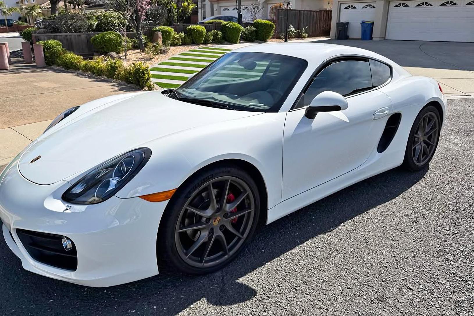 2016 Porsche Cayman S