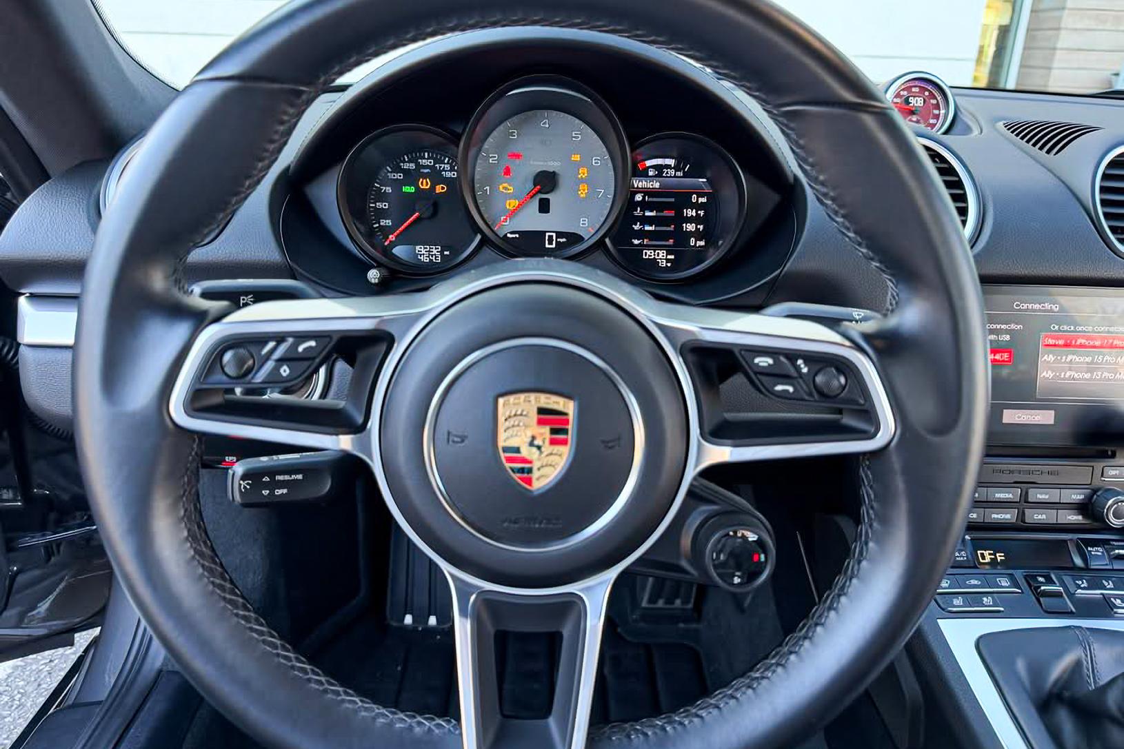 2019 Porsche Cayman S