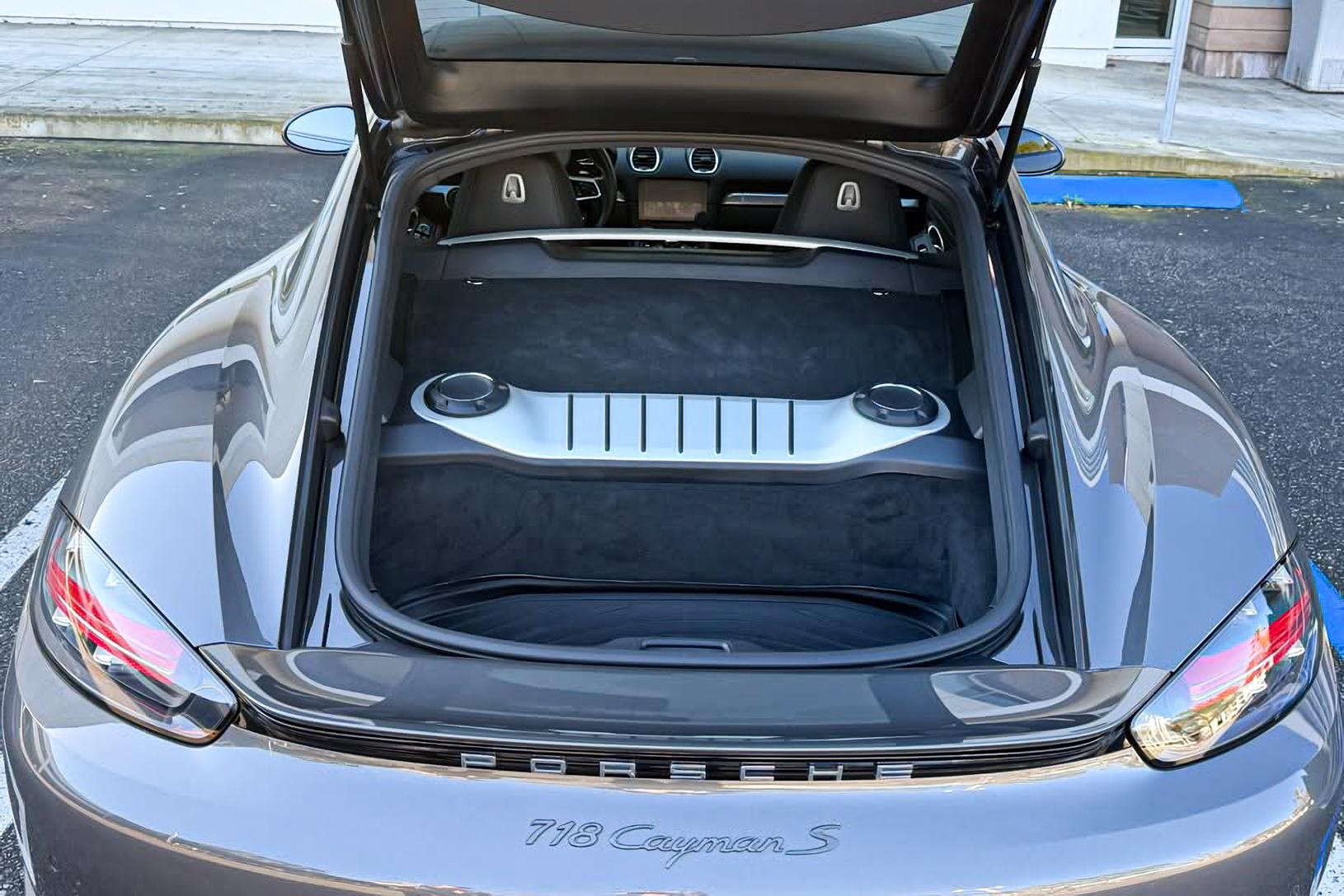 2019 Porsche Cayman S