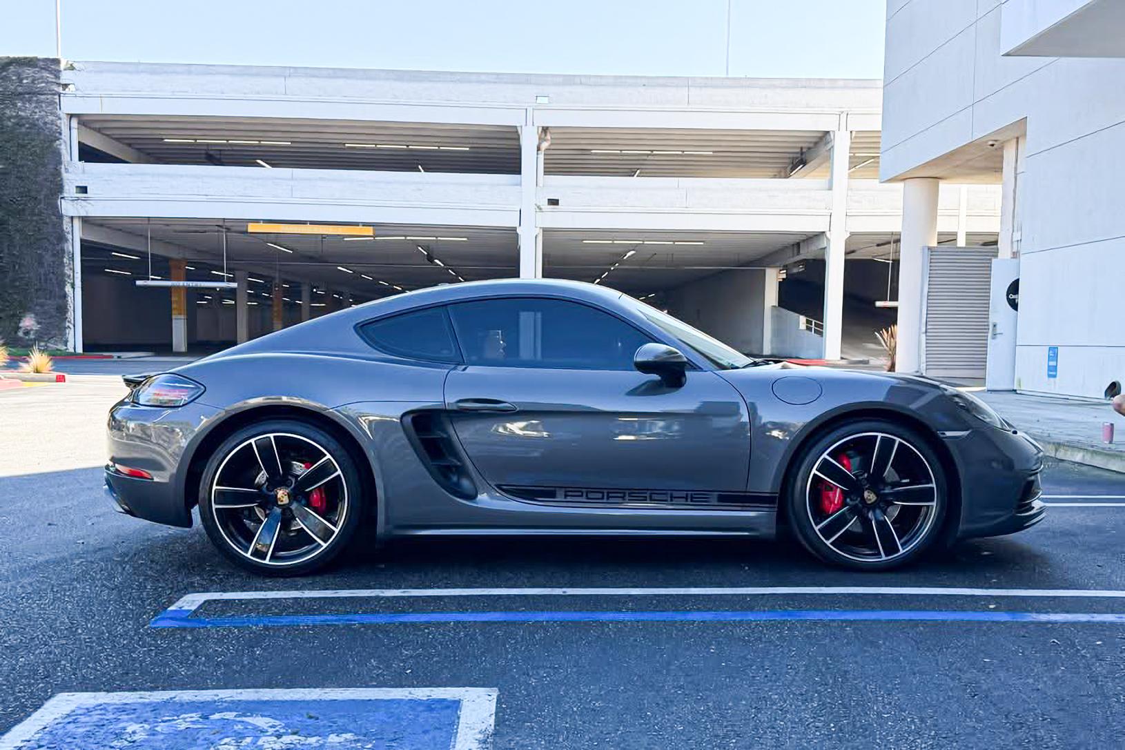 2019 Porsche Cayman S