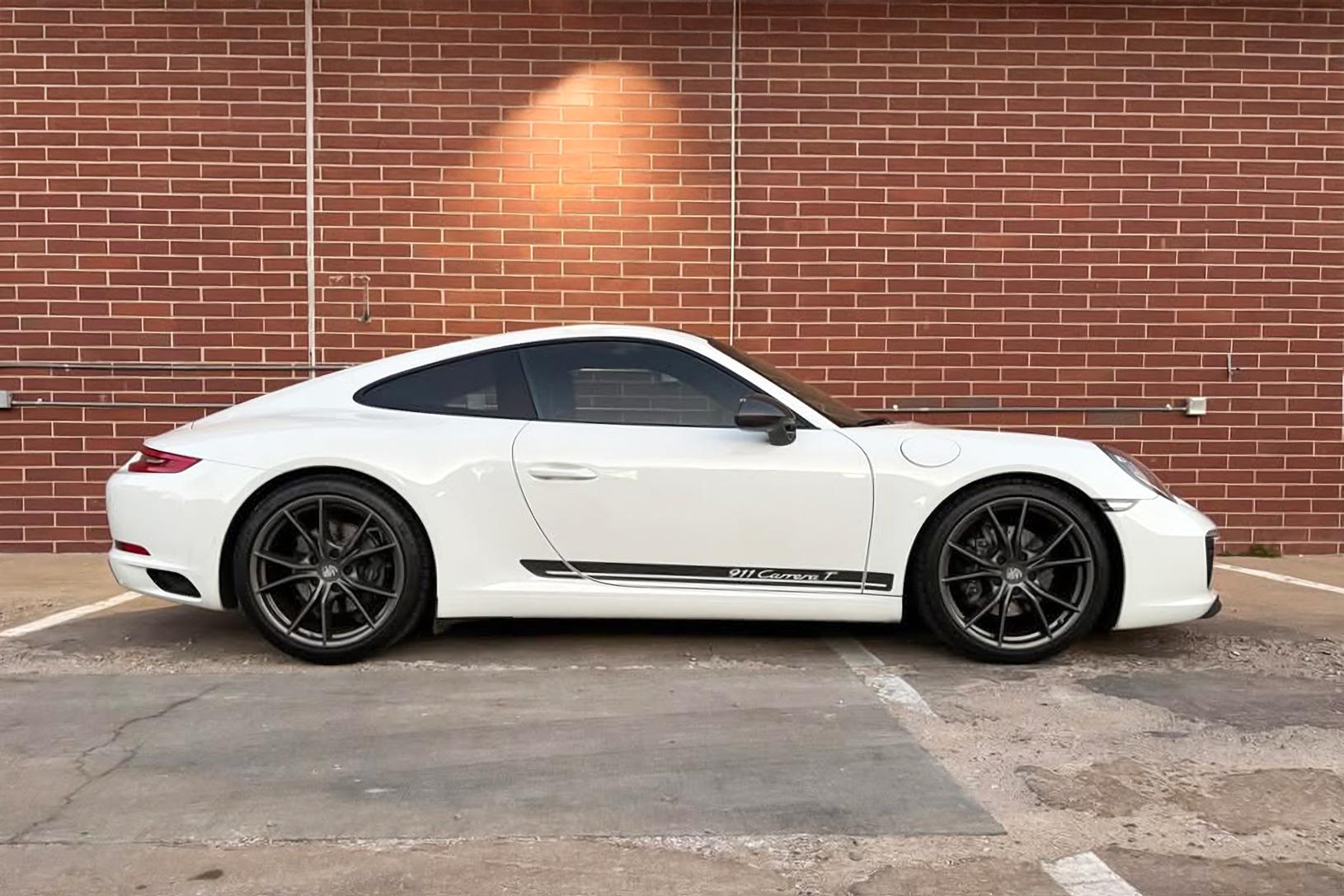 2019 Porsche 911 T