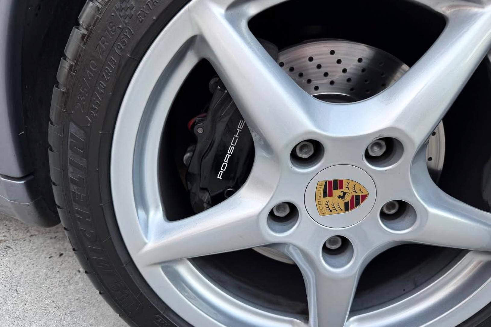 2005 Porsche 911