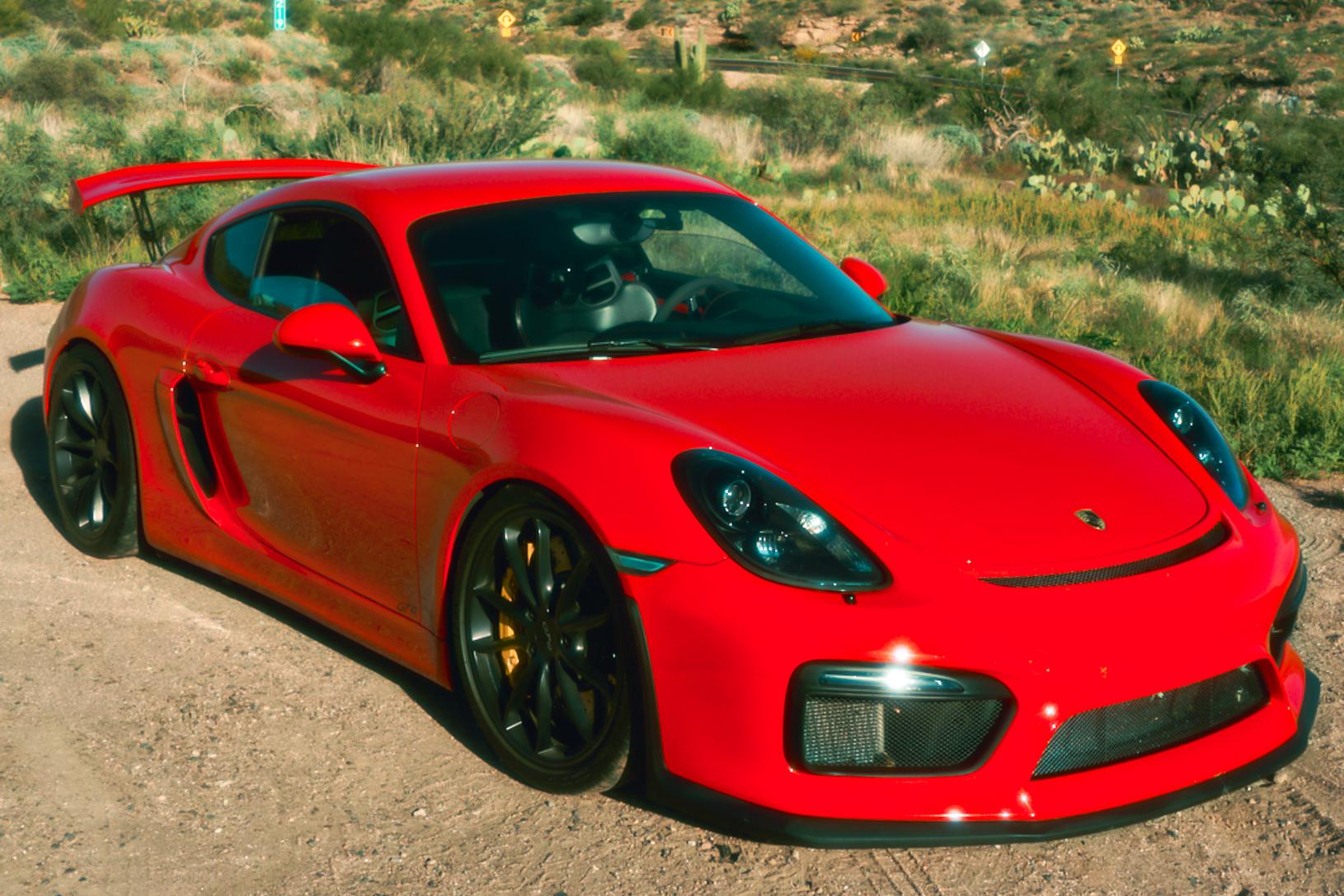 2016 Porsche Cayman GT4