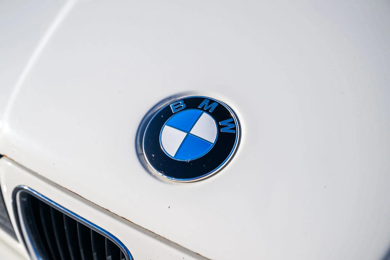 1991 BMW M5