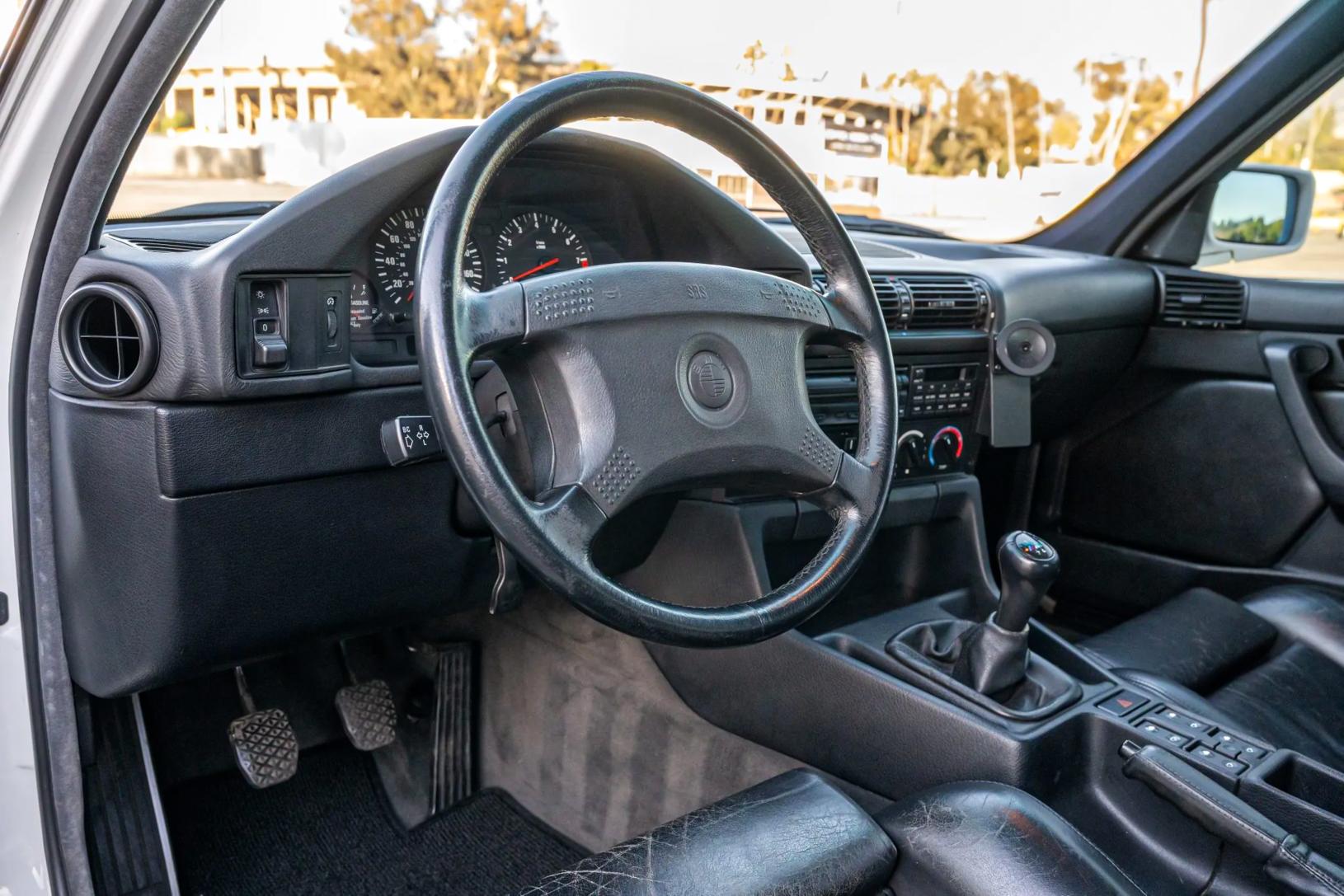 1991 BMW M5