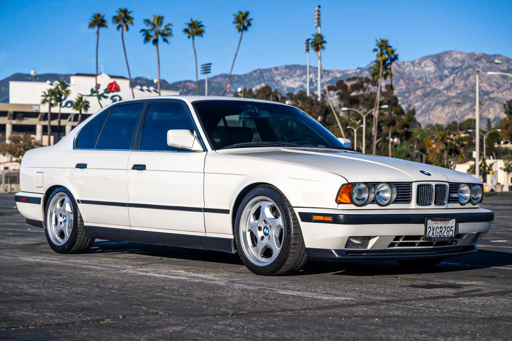 1991 BMW M5